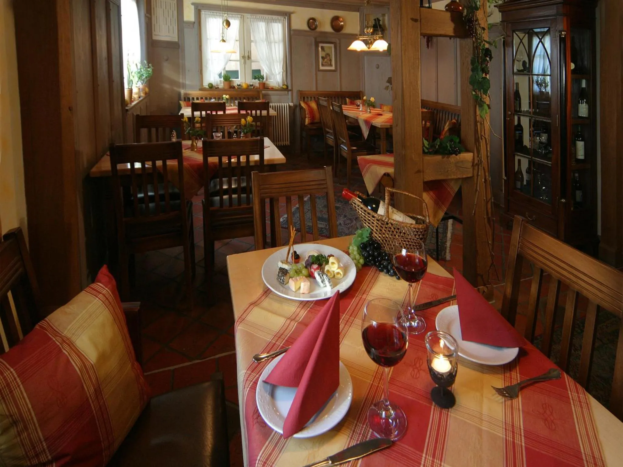 Restaurant/places to eat in Hotel Engel