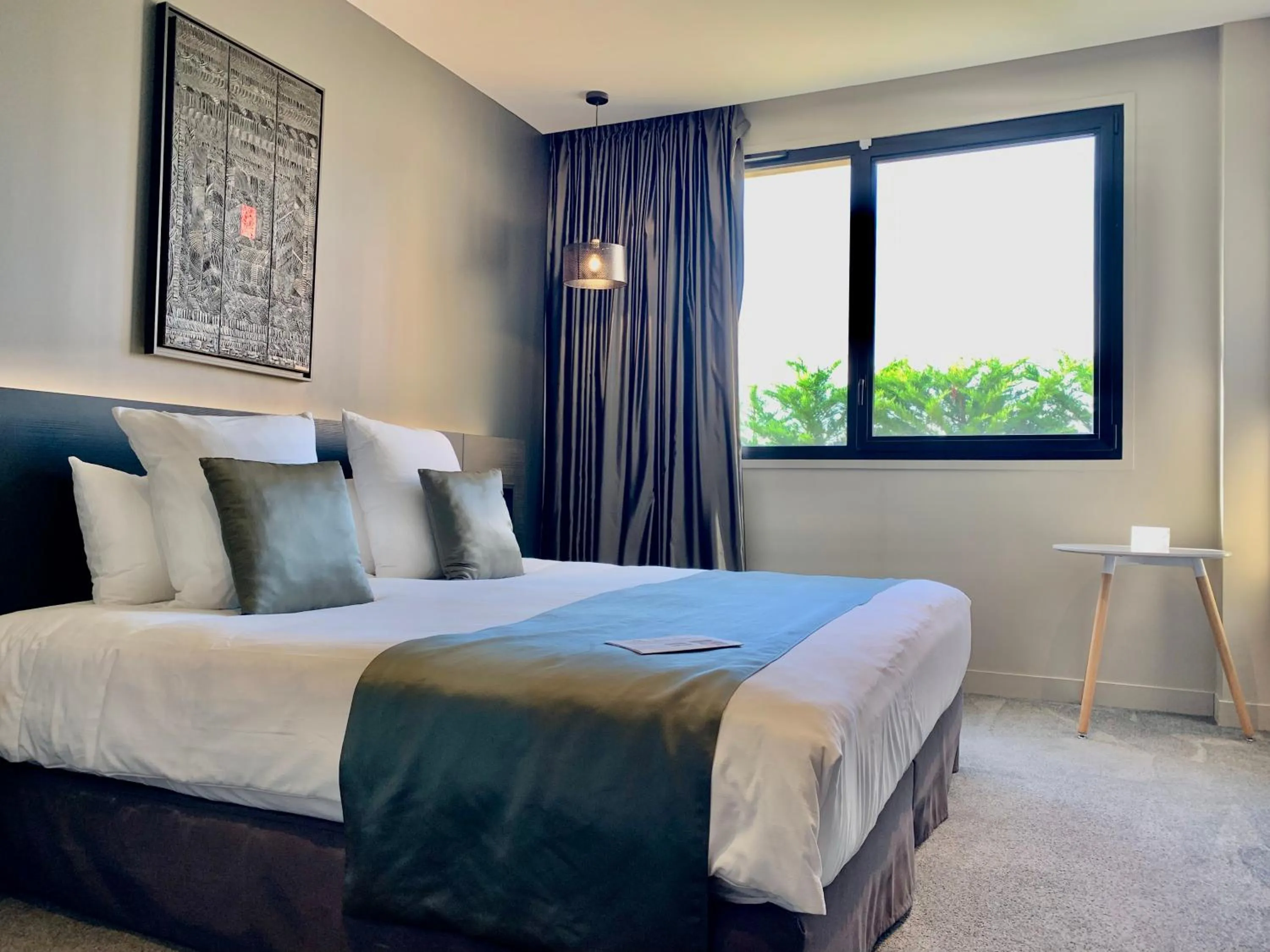 Bed in Hôtel & Restaurant La maison des blés