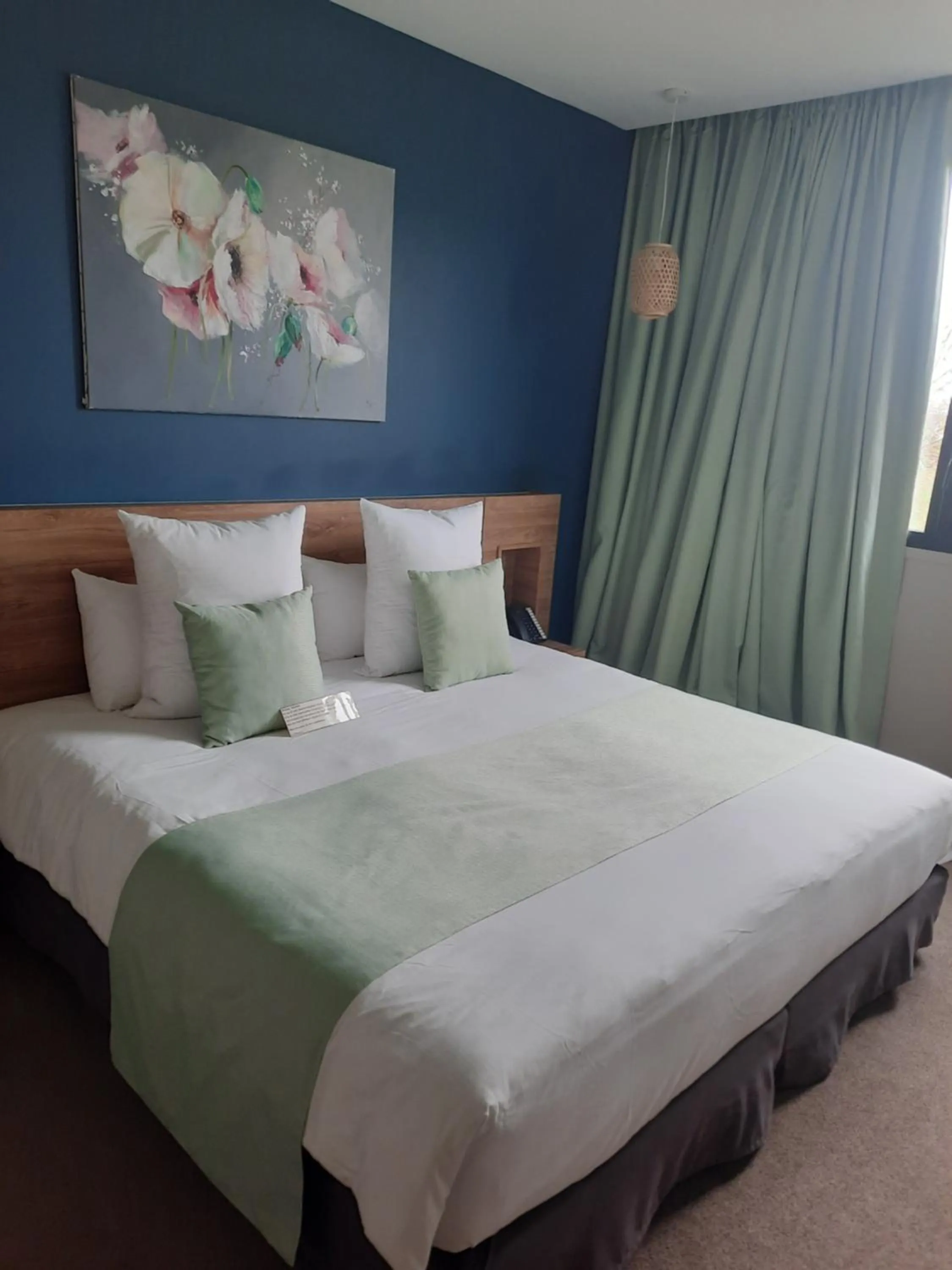 Bed in Hôtel & Restaurant La maison des blés