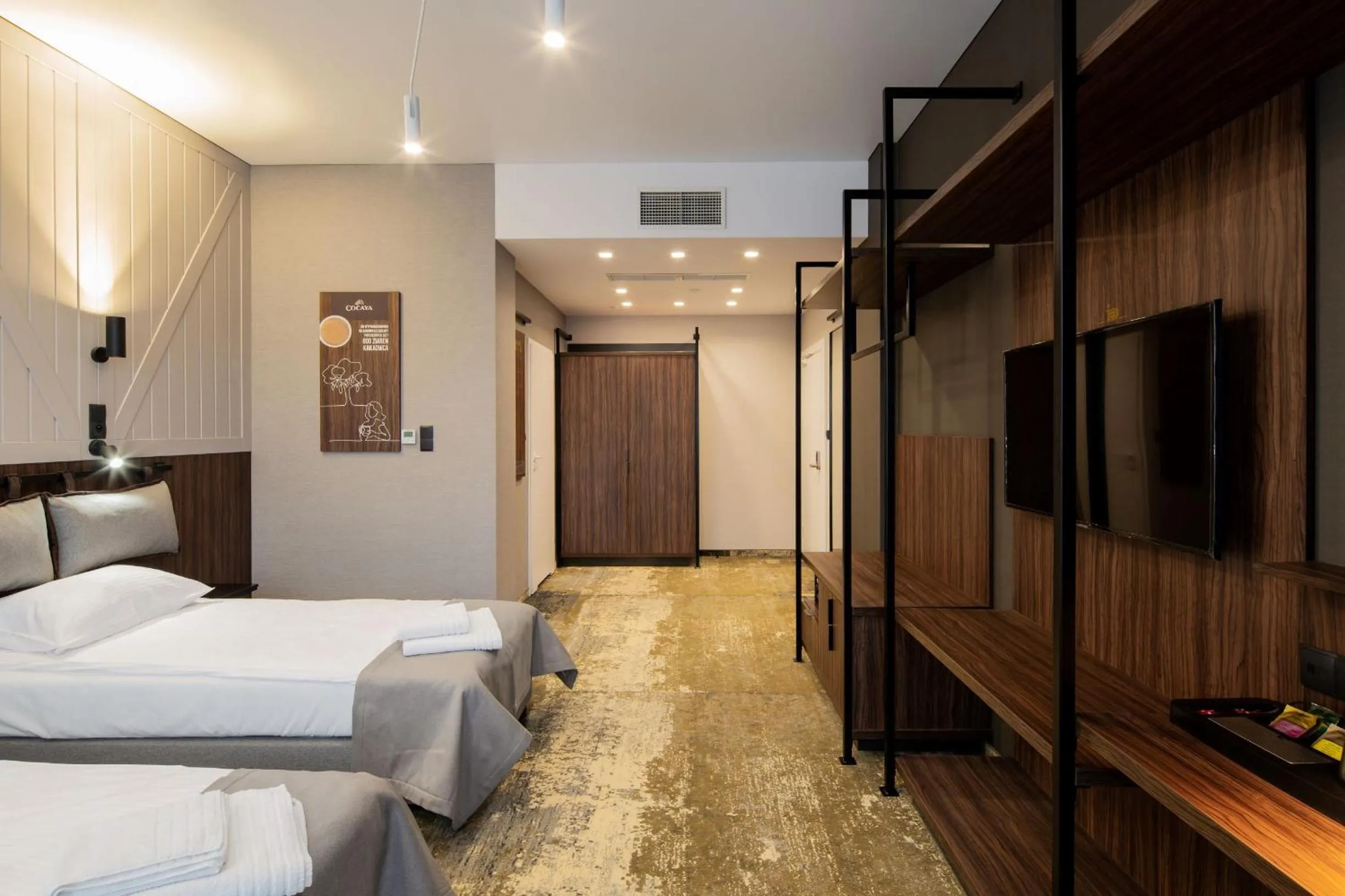 Photo of the whole room, Bed in Hotel J.J. Darboven