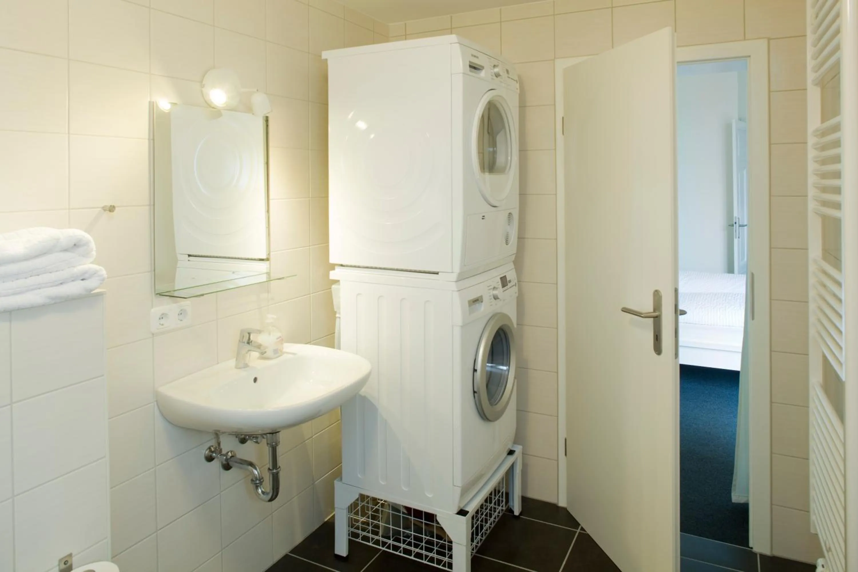 Bathroom in Kulturgasthof Alte Reederei