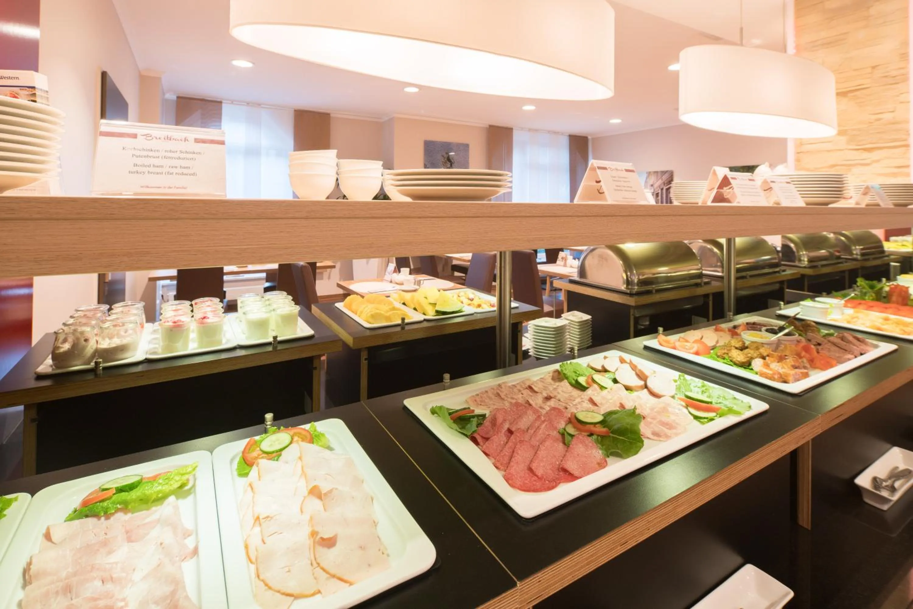 Buffet breakfast in Best Western Hotel Breitbach