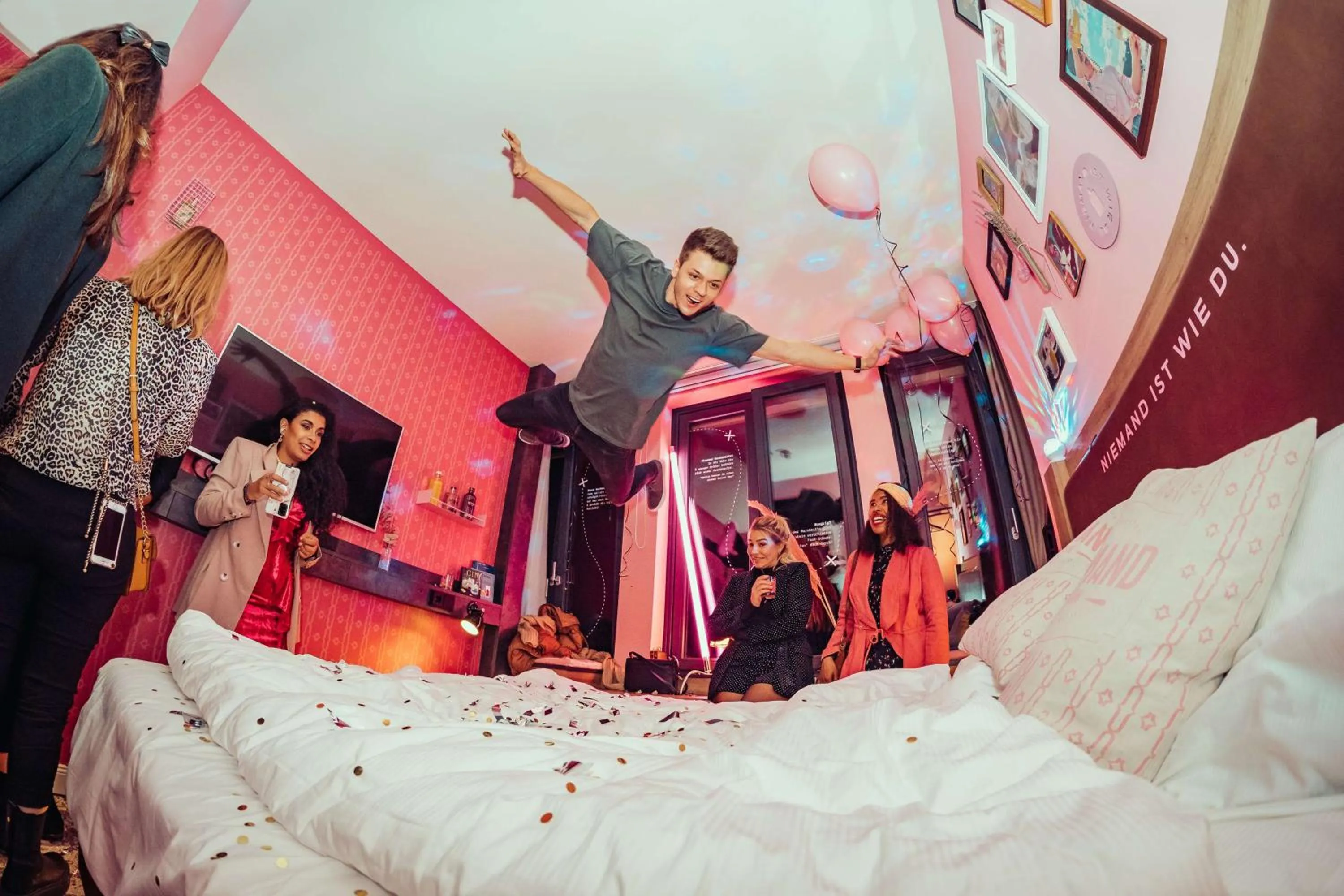 Bedroom, Bed in Me and All Hotel Hanover, by Hyatt