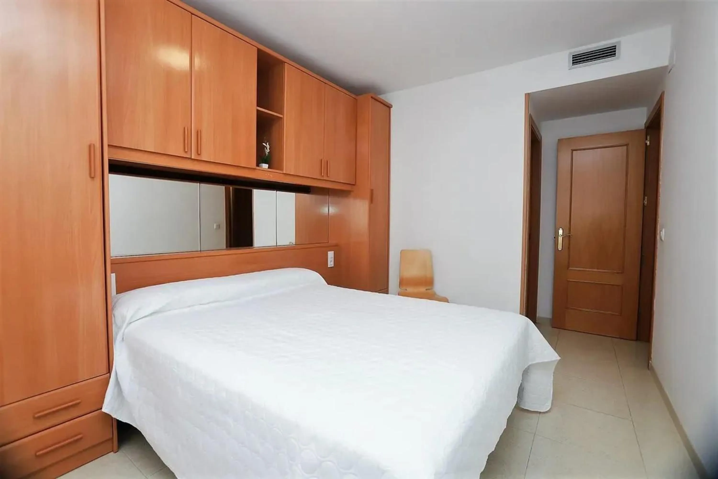 Photo of the whole room, Bed in Modern apartment in Calafell with sea and mountain view