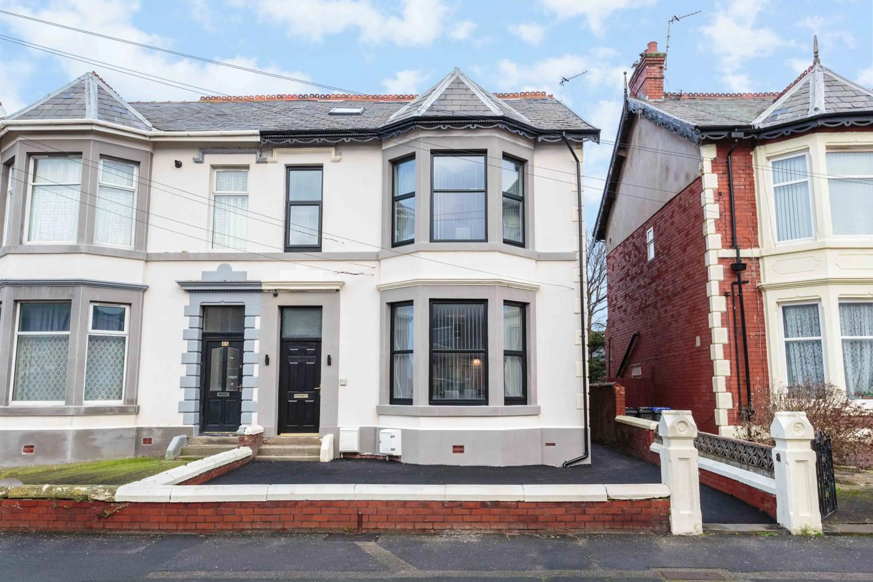 Property building in Cherry Property - Berry Apartments