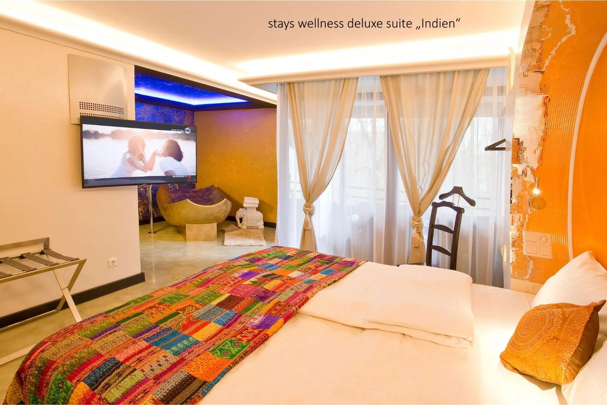 Photo of the whole room, Bed in PLAZA INN stays design Dortmund