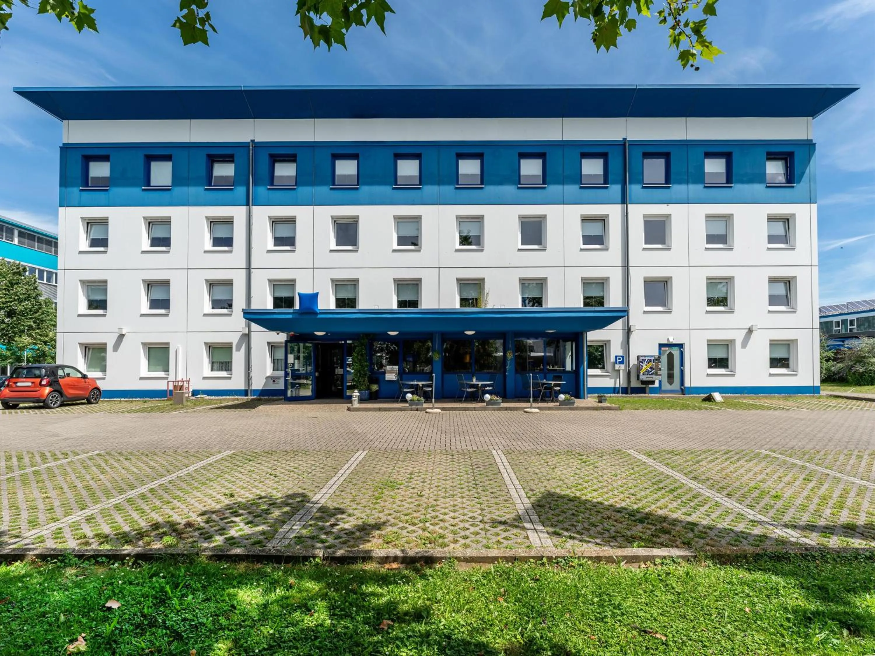 Property building in ibis budget Freiburg Sued