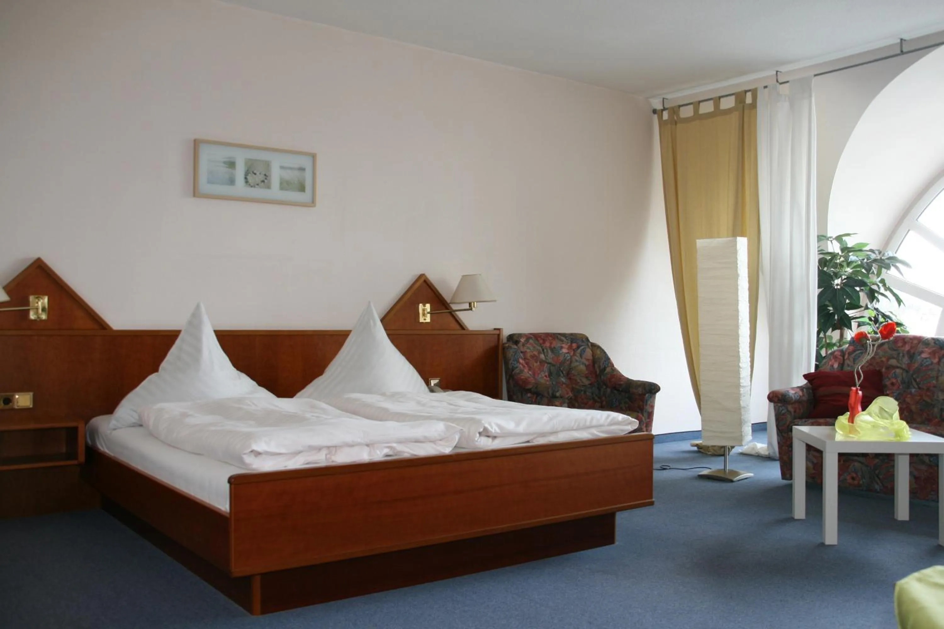 Bedroom in Atrium Hotel
