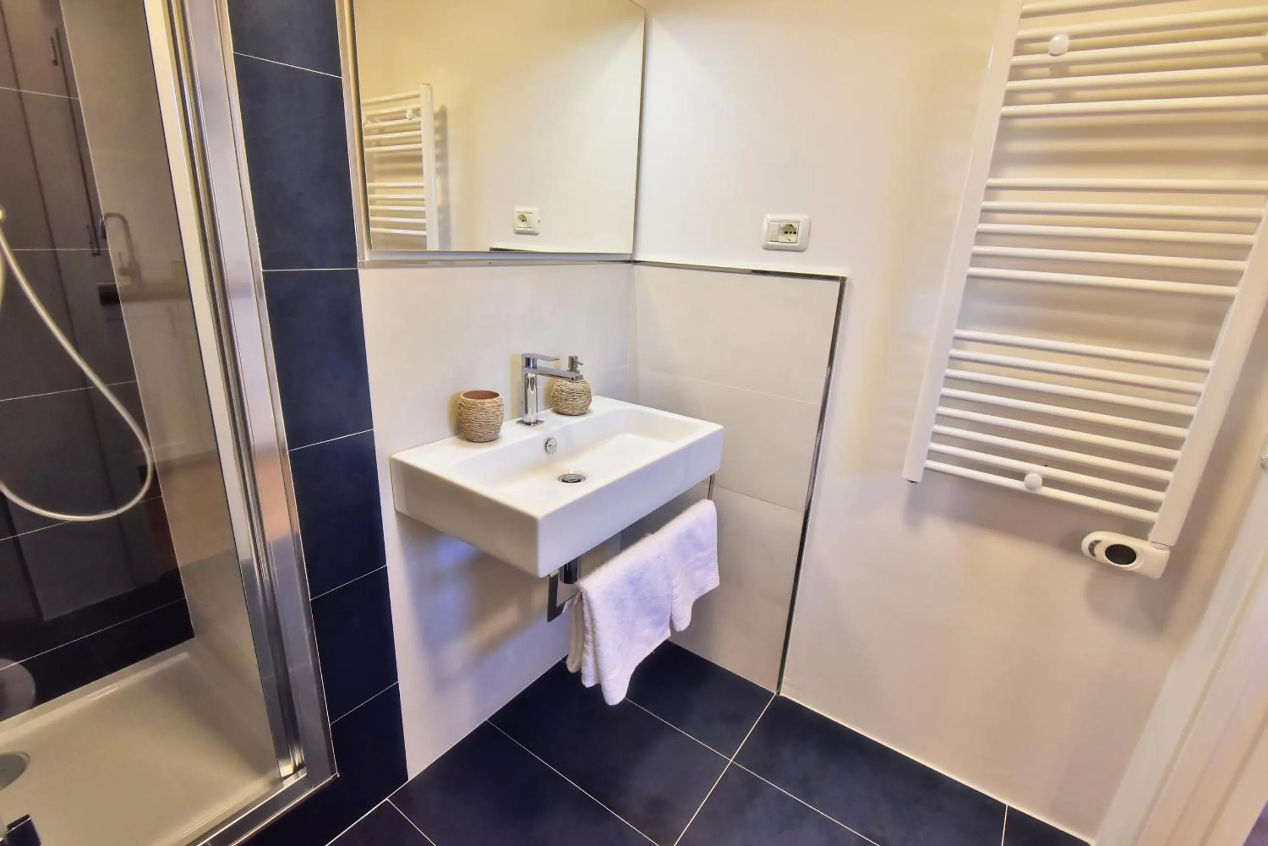 Shower in Badia Apartment