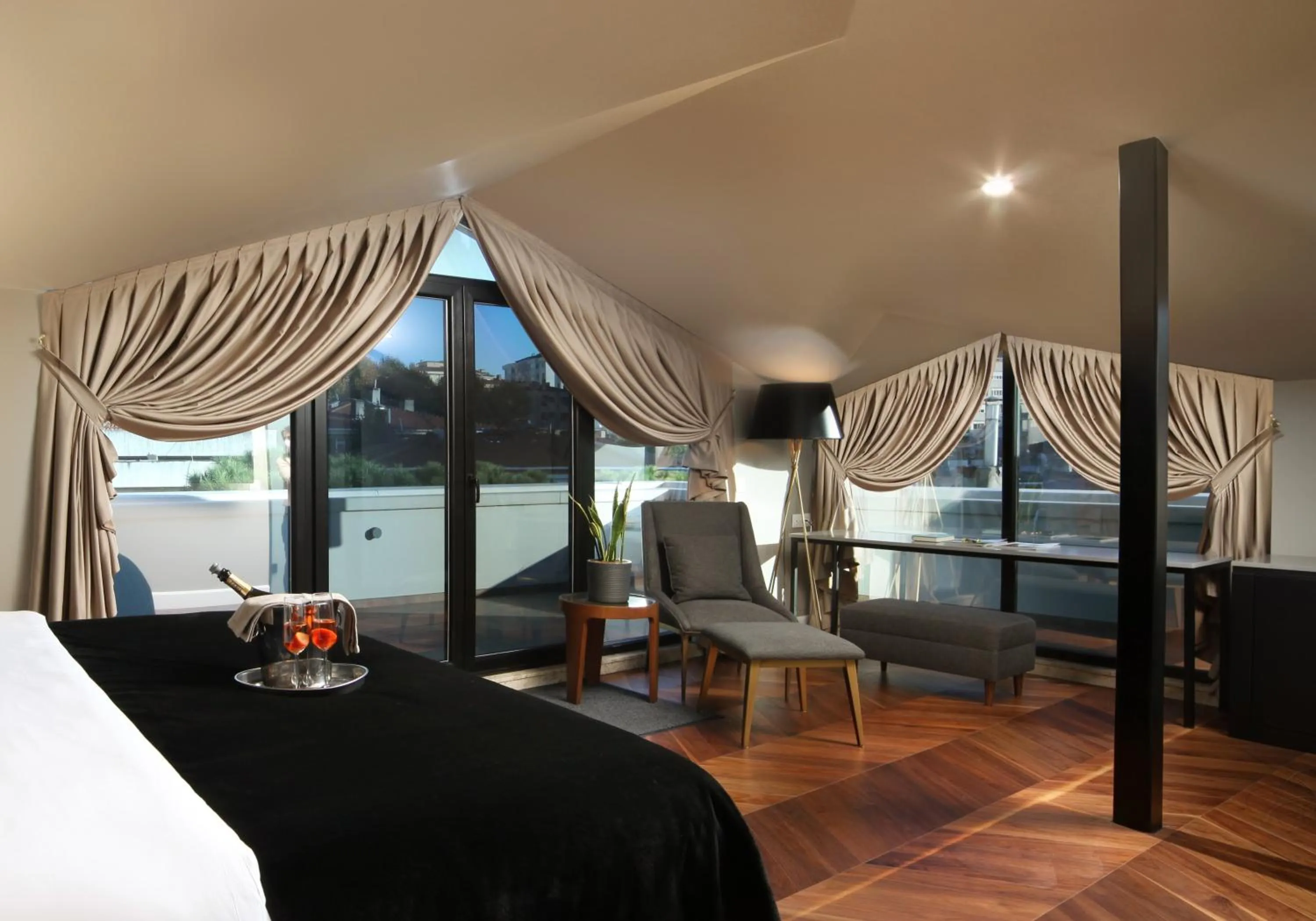 Seating area, Bed in 39 Kalamış Marina Hotel & Restaurant