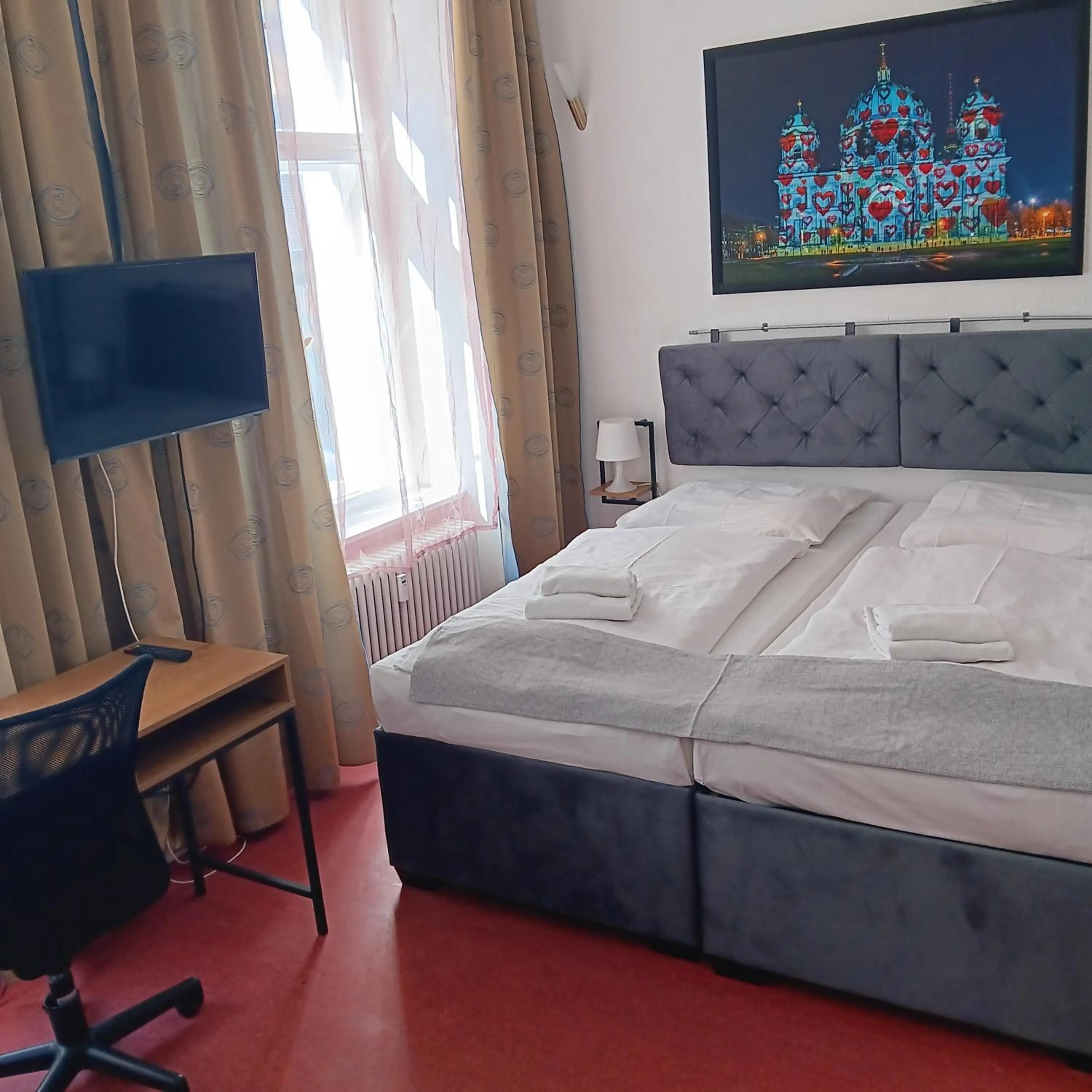 Bed in Hotel Amelie Berlin