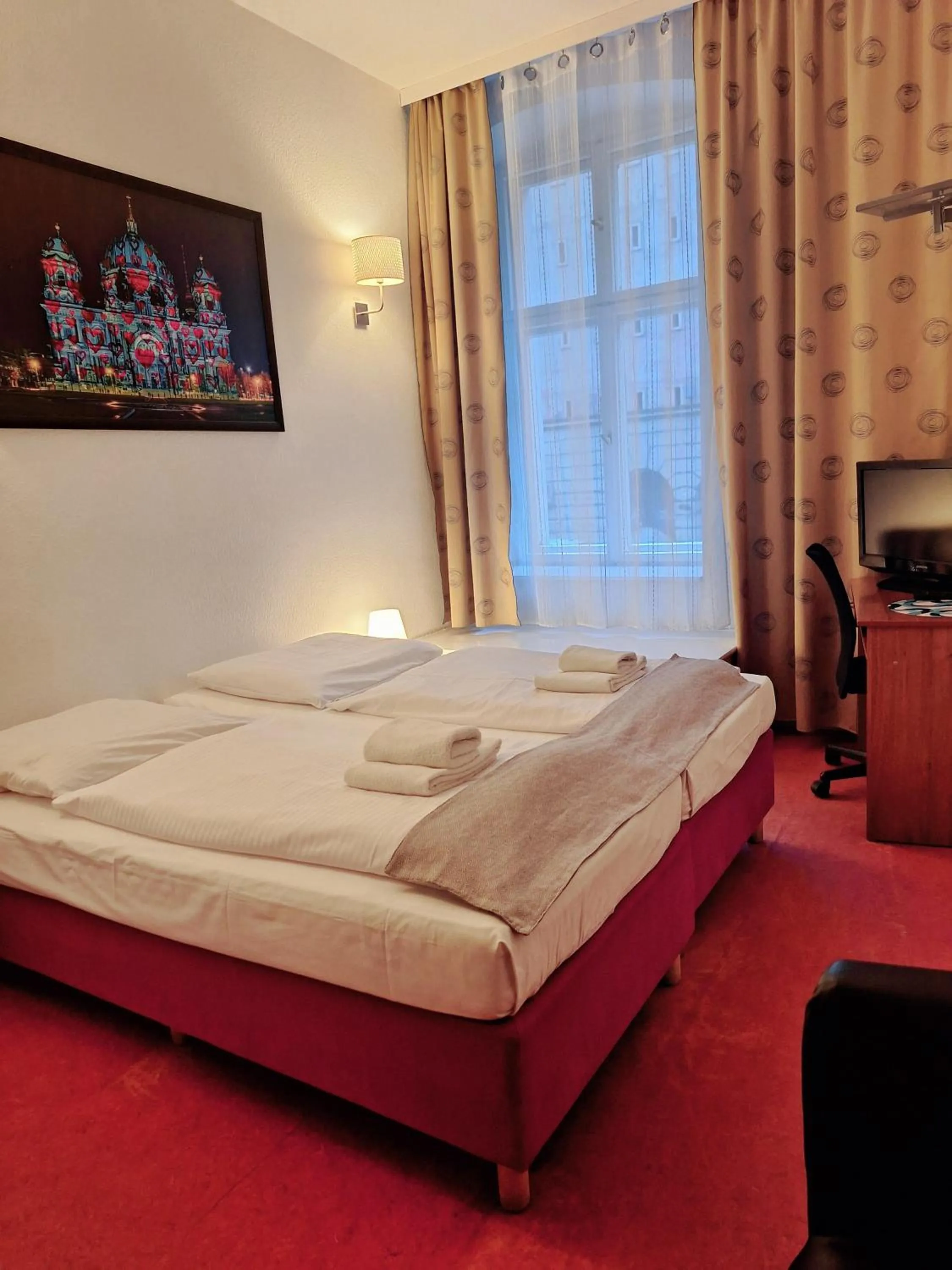 Bed in Hotel Amelie Berlin