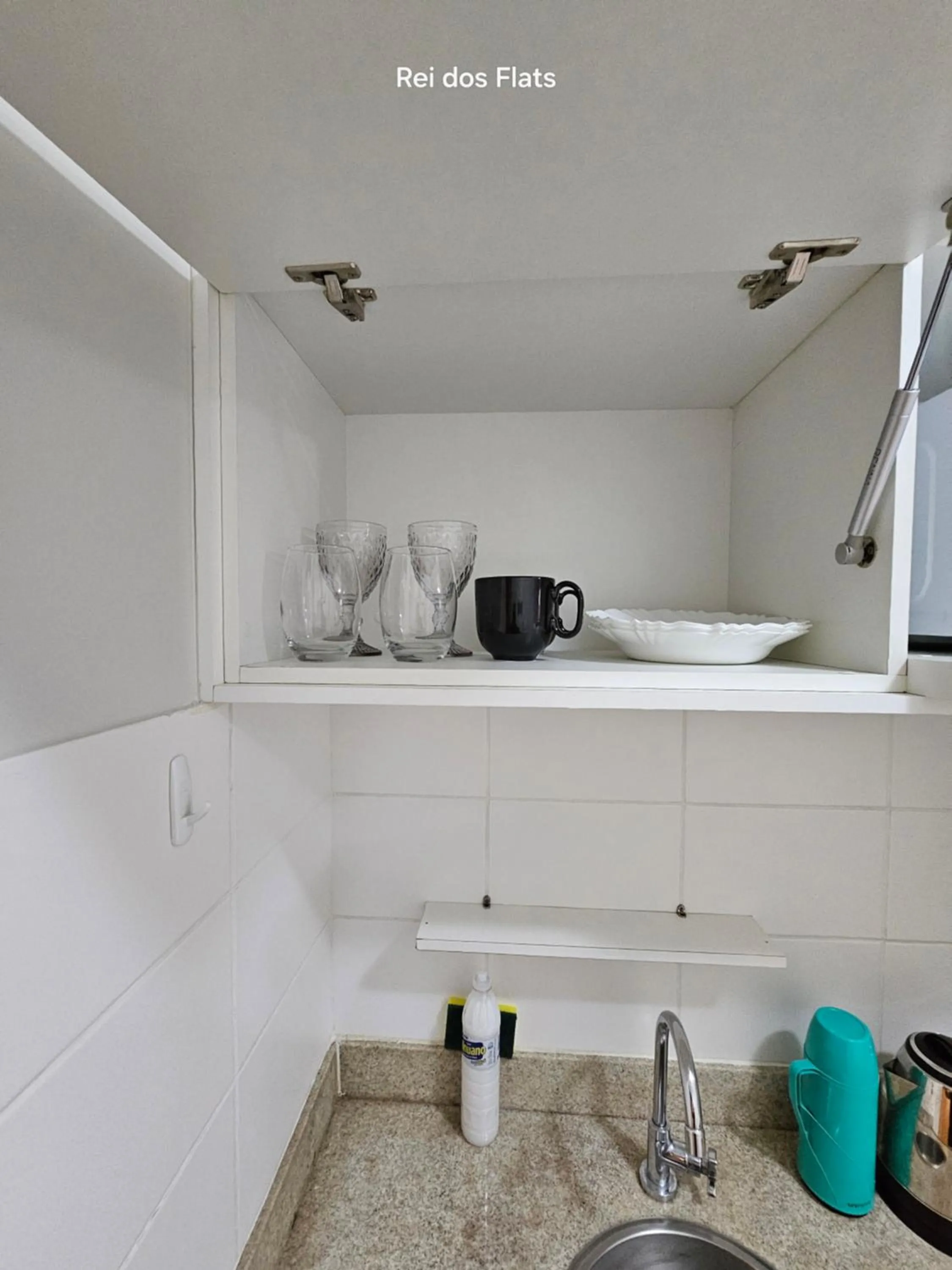 Coffee/tea facilities in Flat Vision Executivo Premium By Rei dos Flats