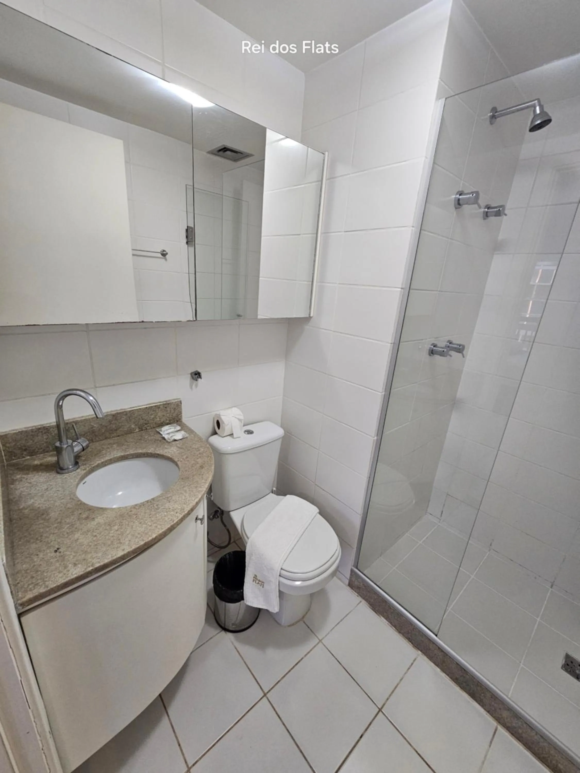 Shower in Flat Vision Executivo Premium By Rei dos Flats