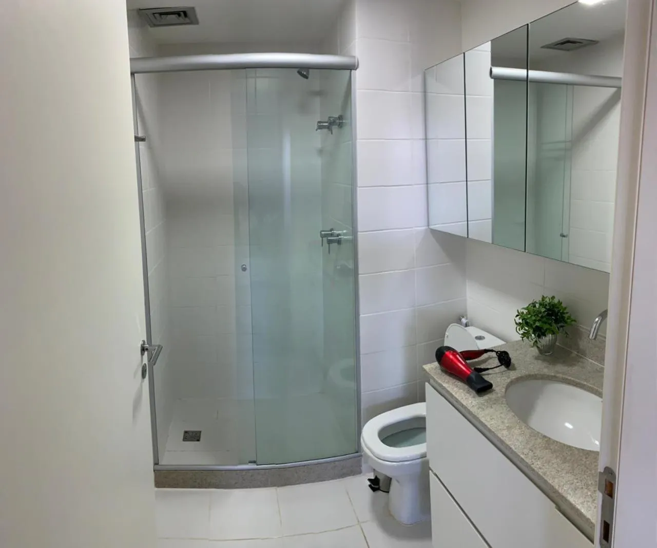 Shower in Flat Vision Executivo Premium By Rei dos Flats