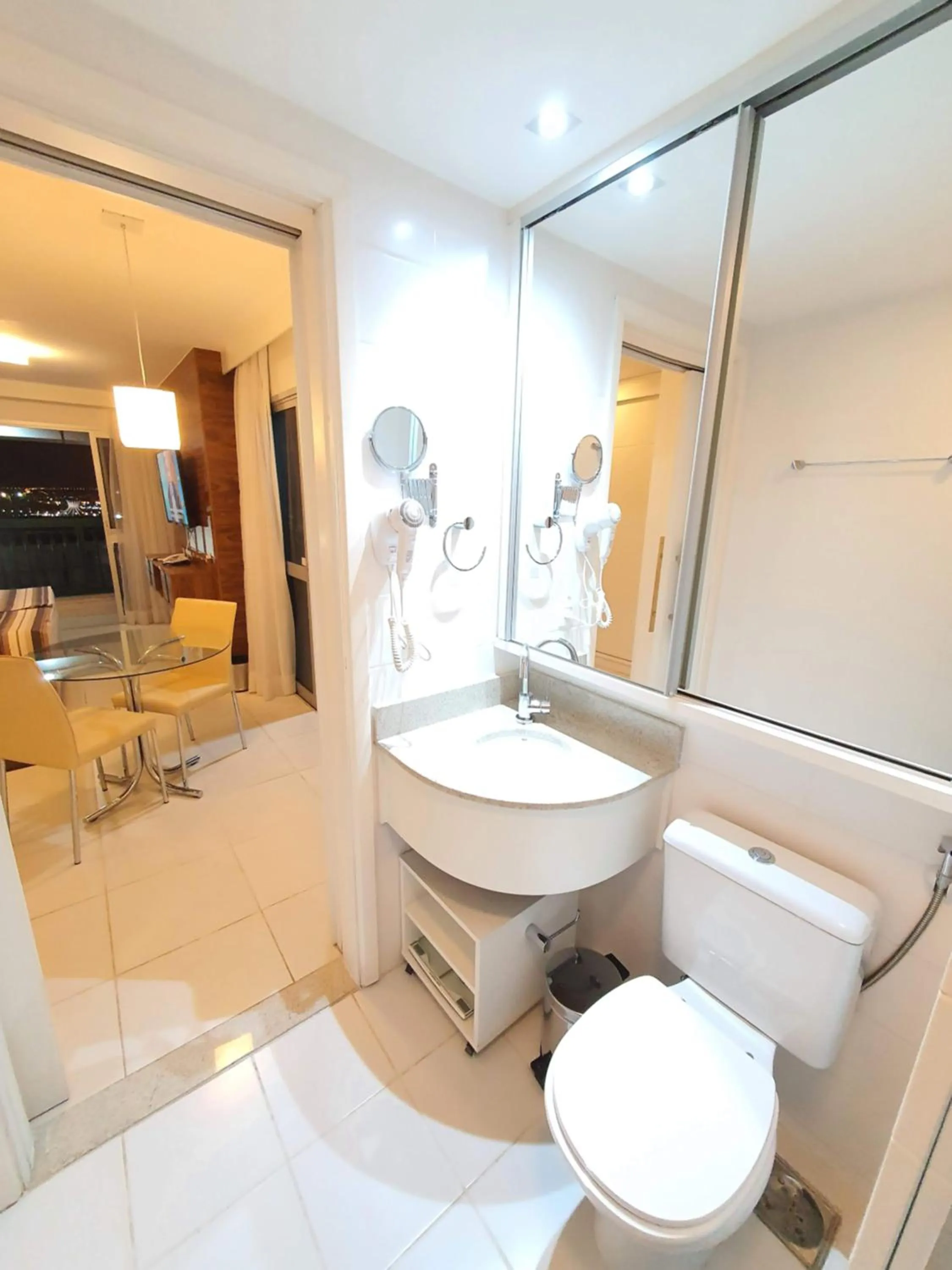 Shower in Flat Vision Executivo Premium By Rei dos Flats