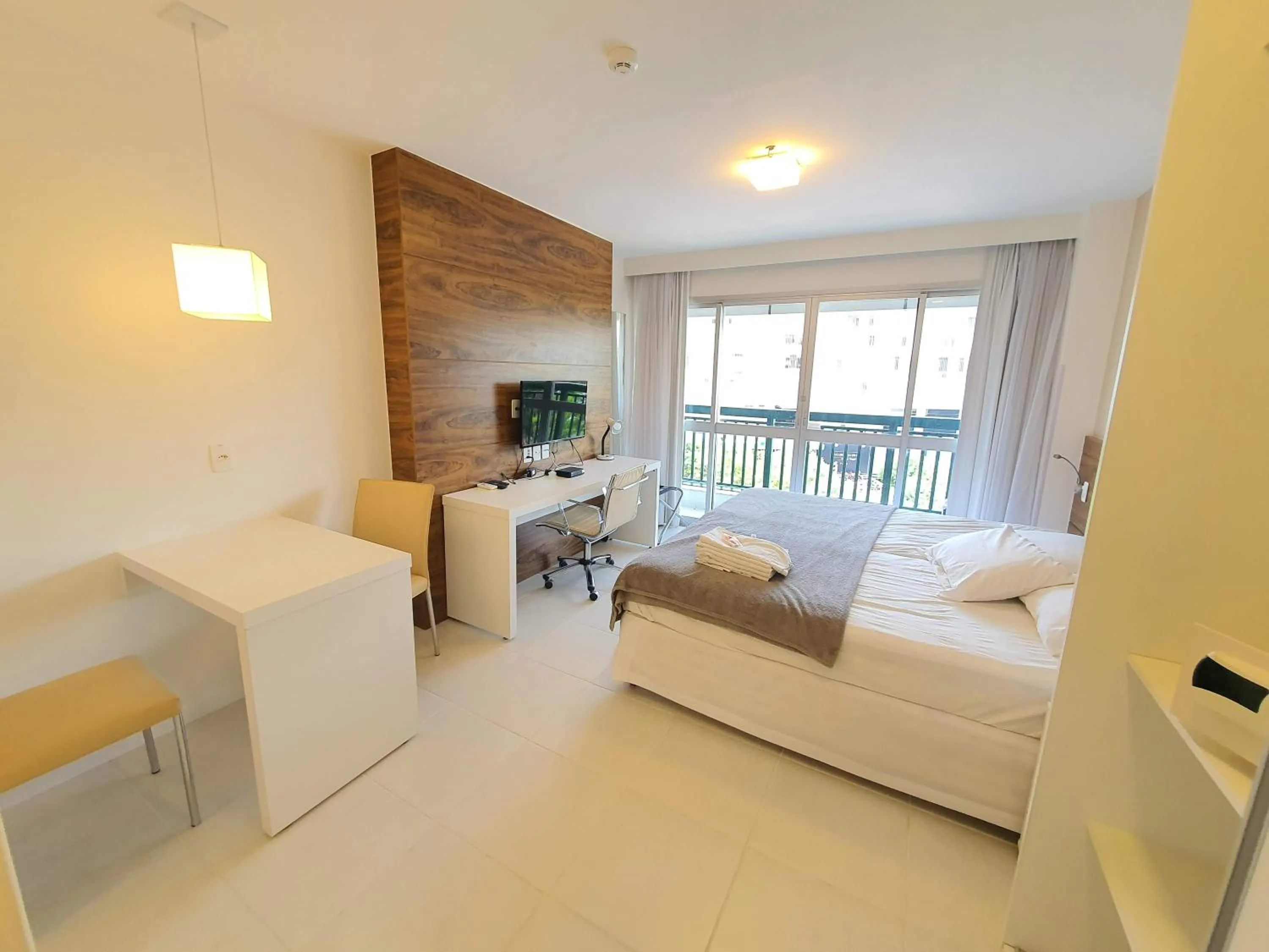 Photo of the whole room, Bed in Flat Vision Executivo Premium By Rei dos Flats