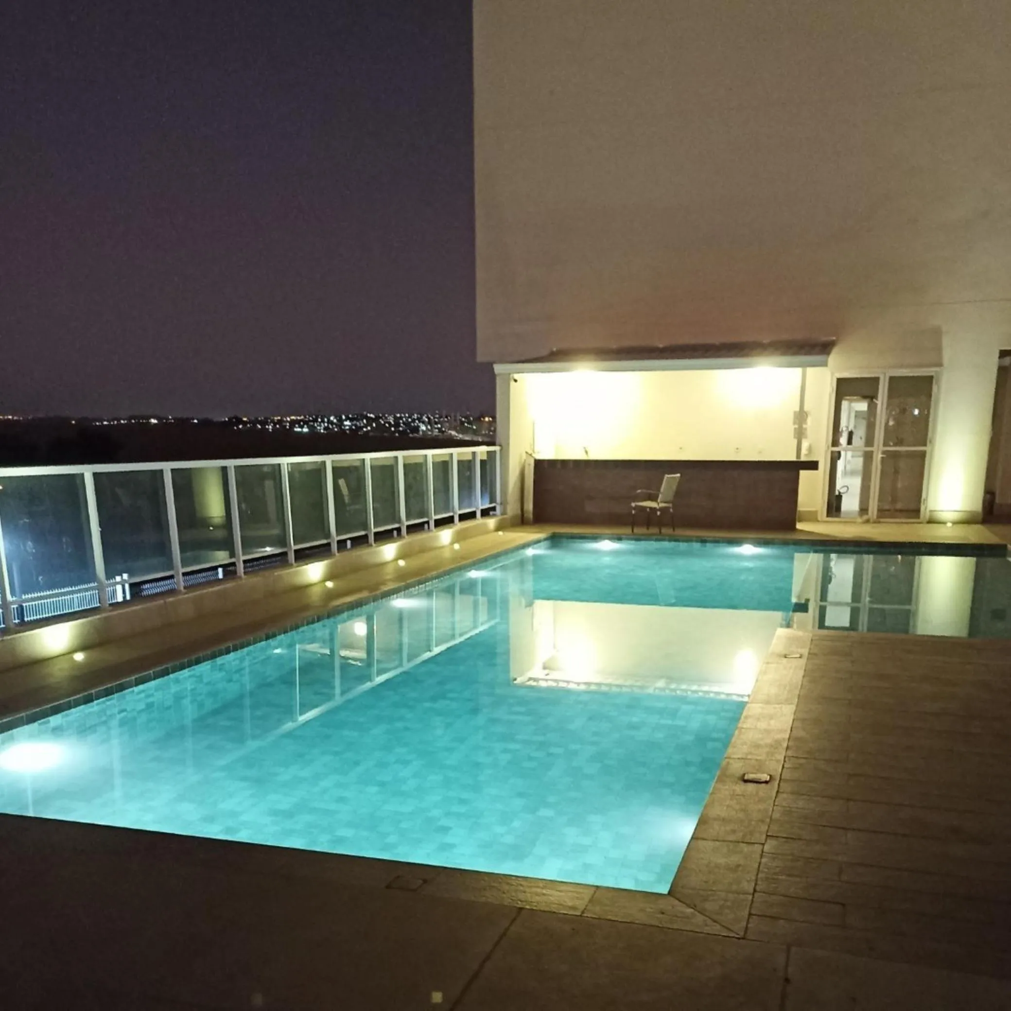 Swimming pool in Sleep Inn Paulínia