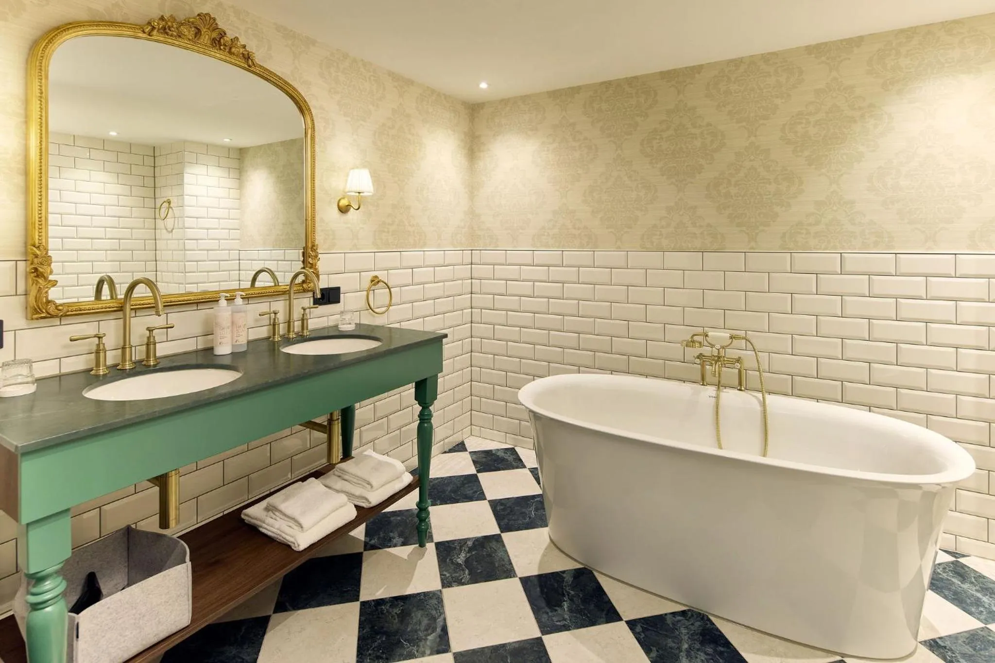 Bathroom in Van der Valk Hotel Melle - Osnabrück