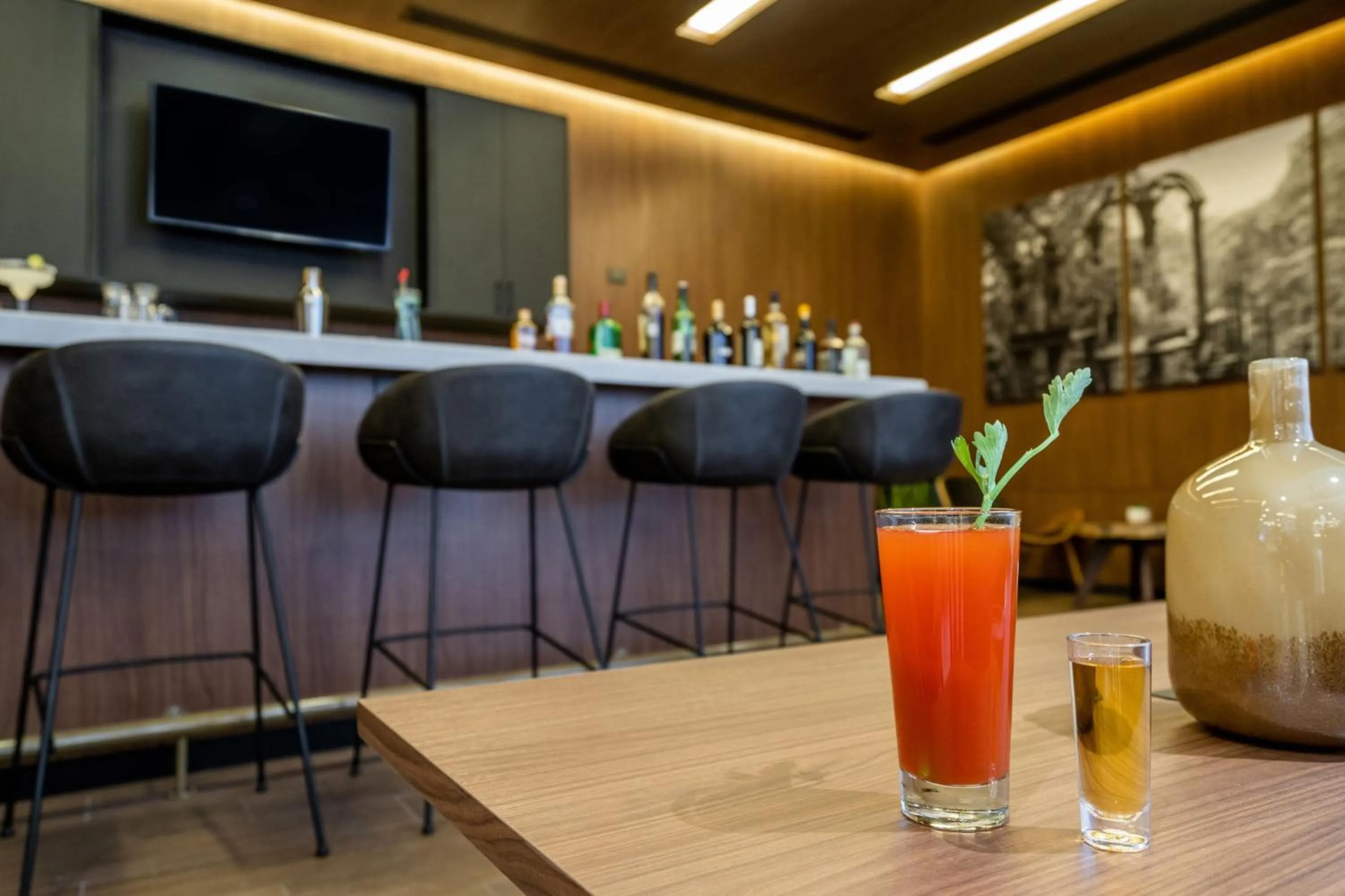 Lounge or bar in City Express Plus by Marriott San Luis Potosi