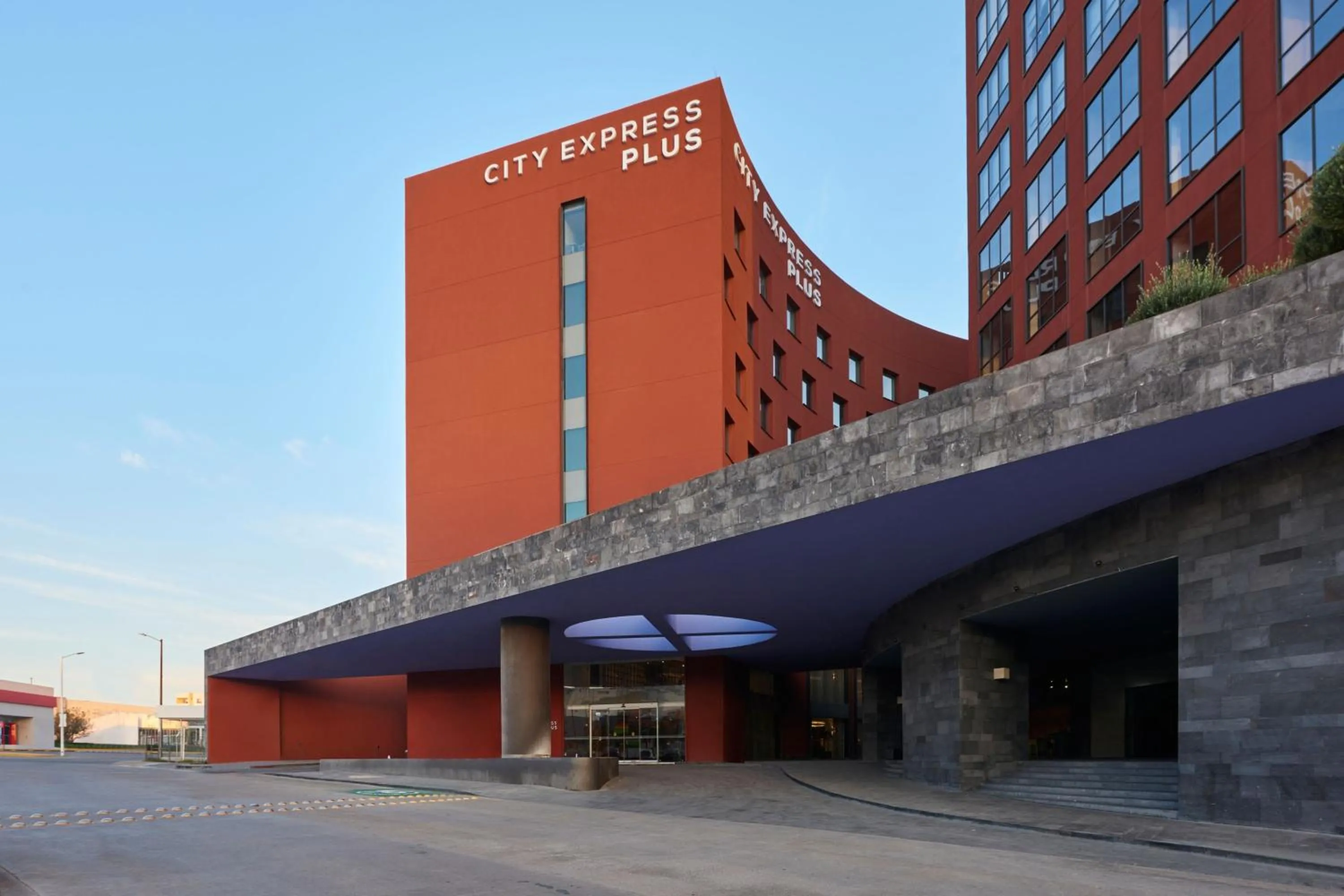 Property building in City Express Plus by Marriott San Luis Potosi