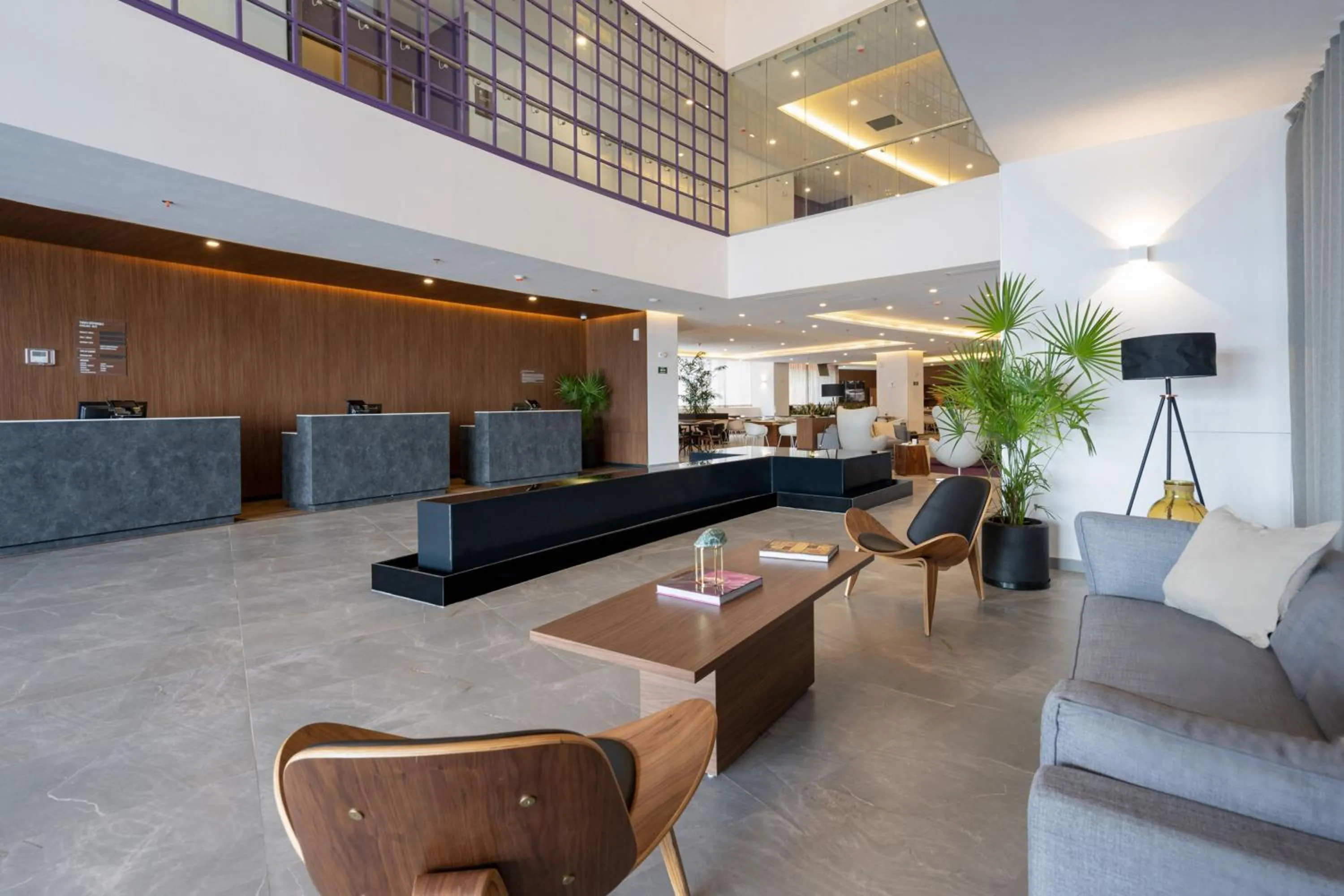 Lobby or reception in City Express Plus by Marriott San Luis Potosi