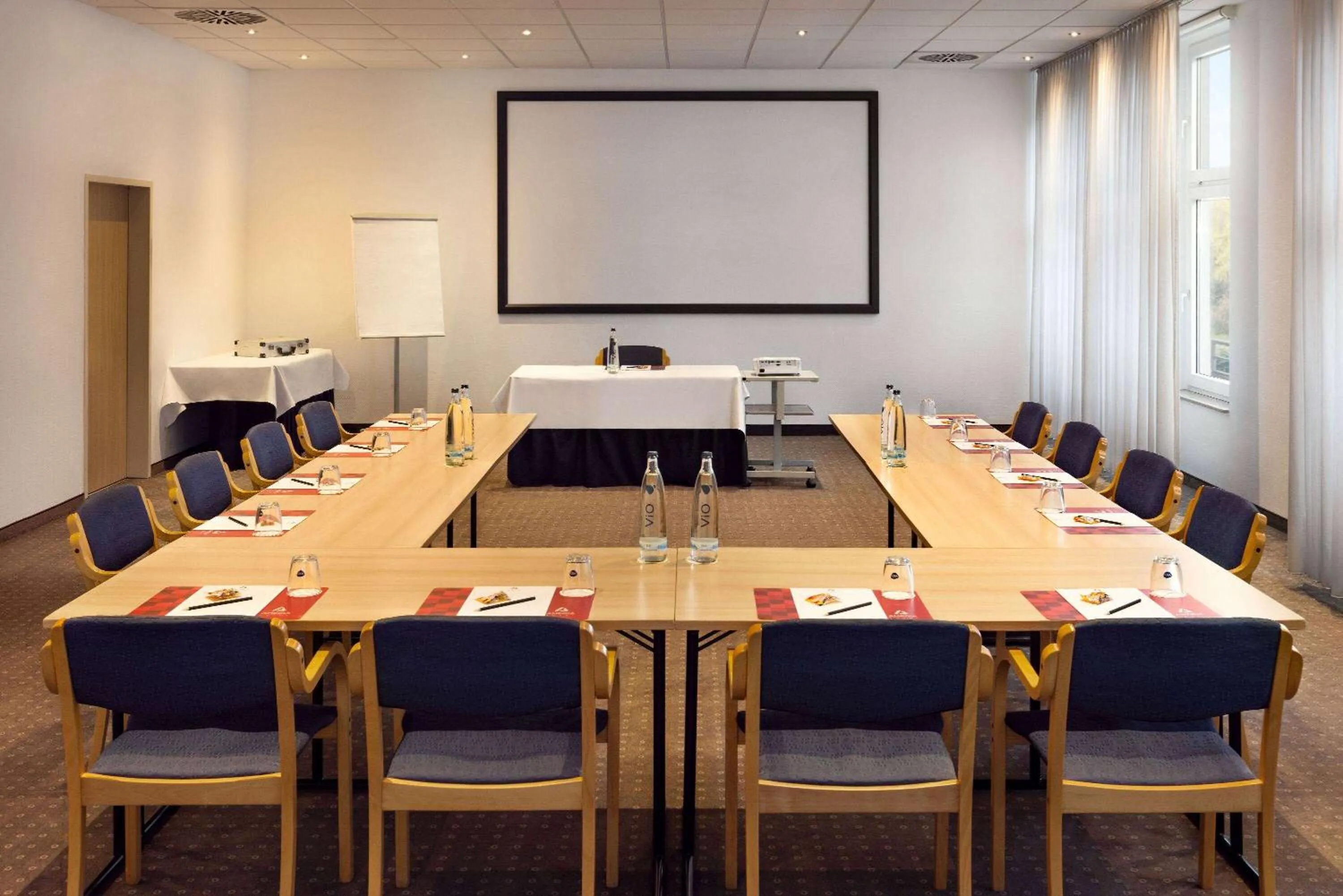 Meeting/conference room in Amedia Dresden Elbpromenade, Trademark Collection by Wyndham