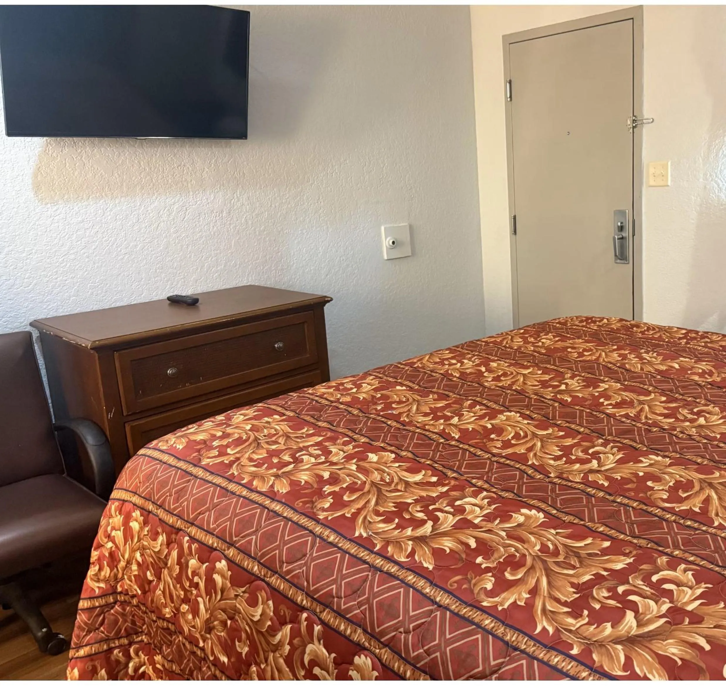 Bedroom, Bed in Economy Lodge by Hotel O Texas City