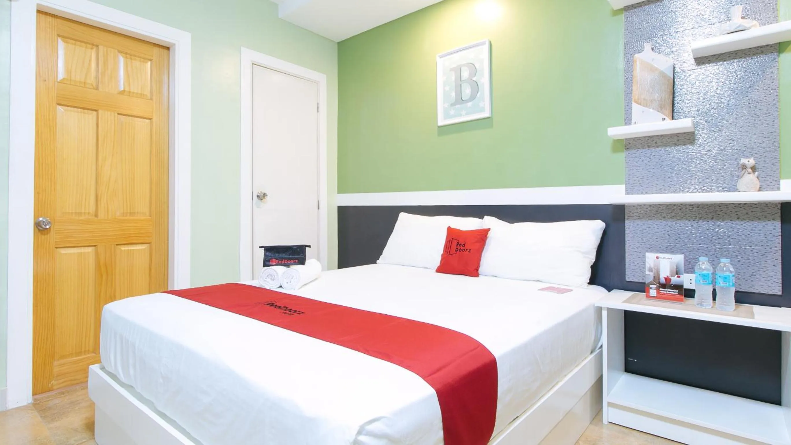 Bedroom, Bed in RedDoorz Plus near Lapasan Plaza Cagayan de Oro