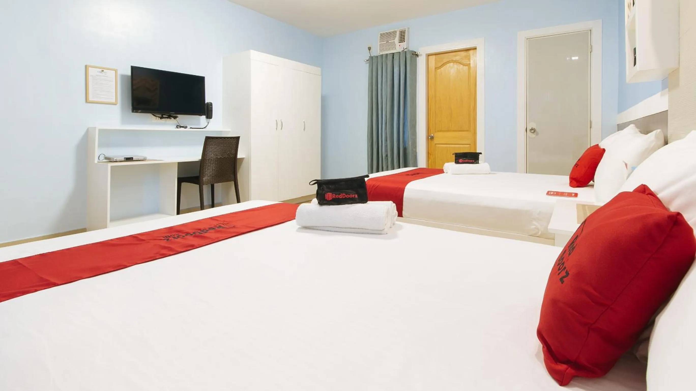 Bedroom, Bed in RedDoorz Plus near Lapasan Plaza Cagayan de Oro