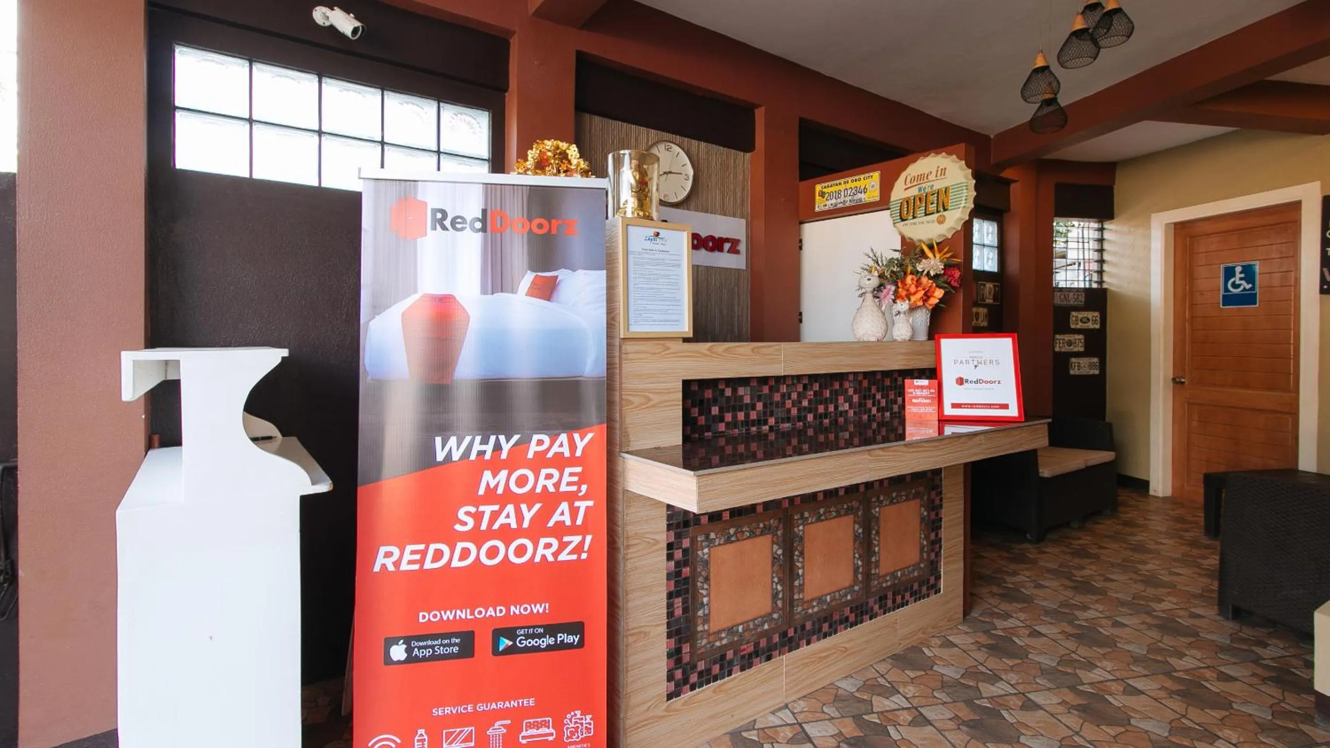 Lobby or reception in RedDoorz Plus near Lapasan Plaza Cagayan de Oro