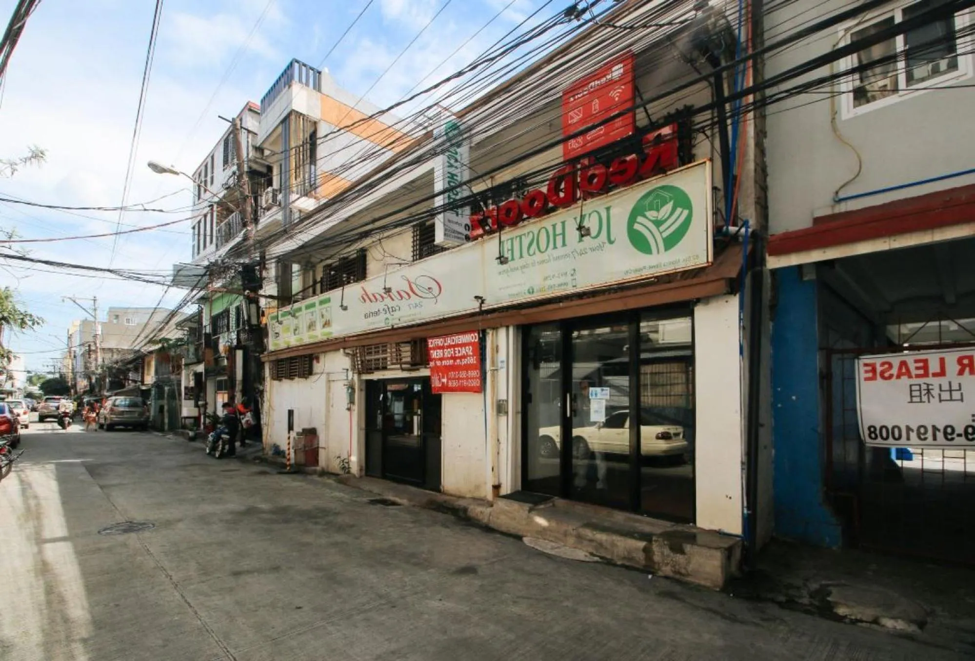 Property building in RedDoorz near OWWA Pasay