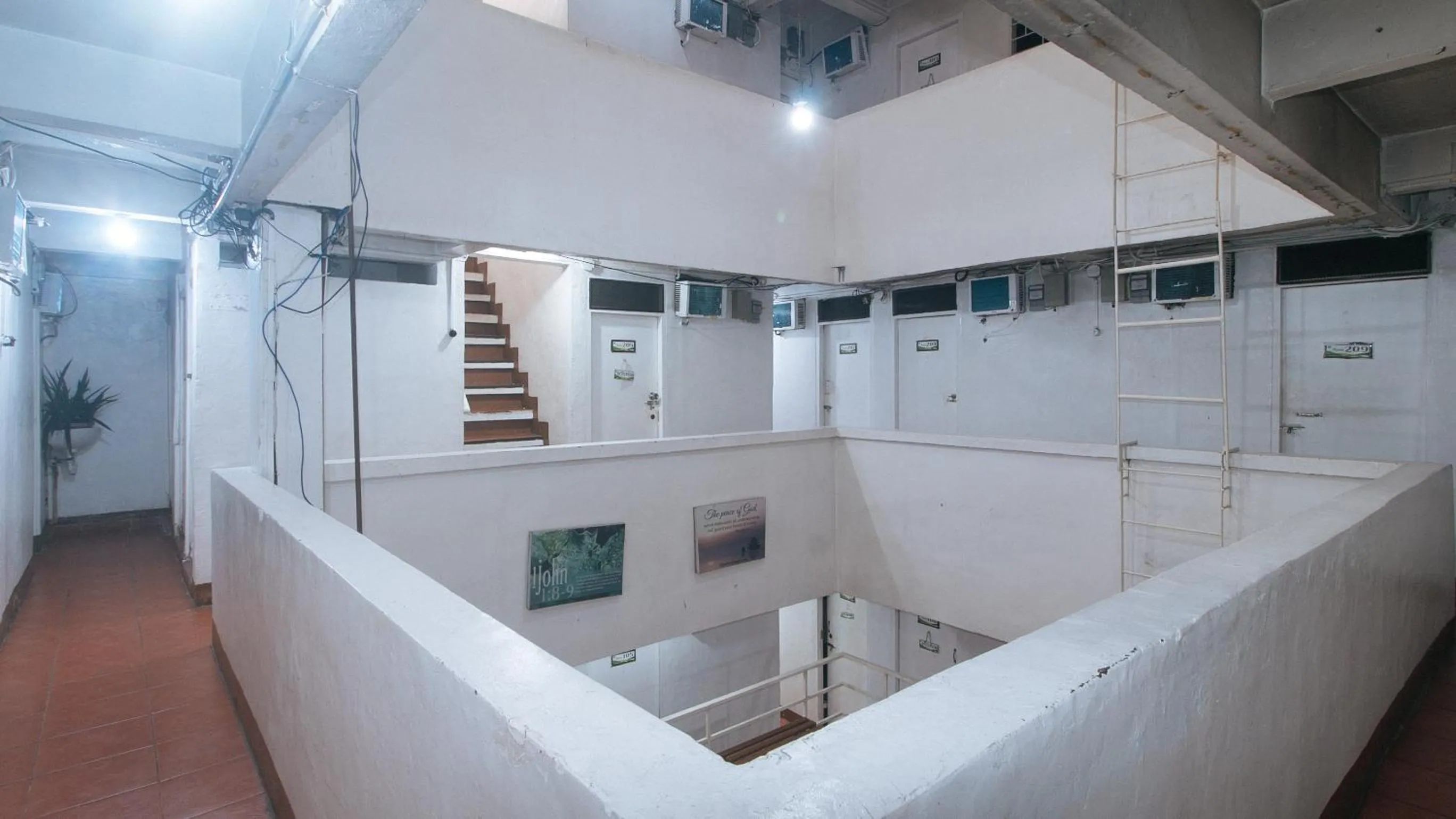 Balcony/Terrace in RedDoorz near OWWA Pasay