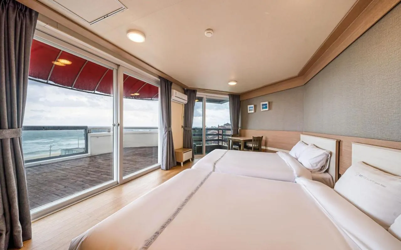 Bed in BENIKEA San&Bada Jumunjin Resort