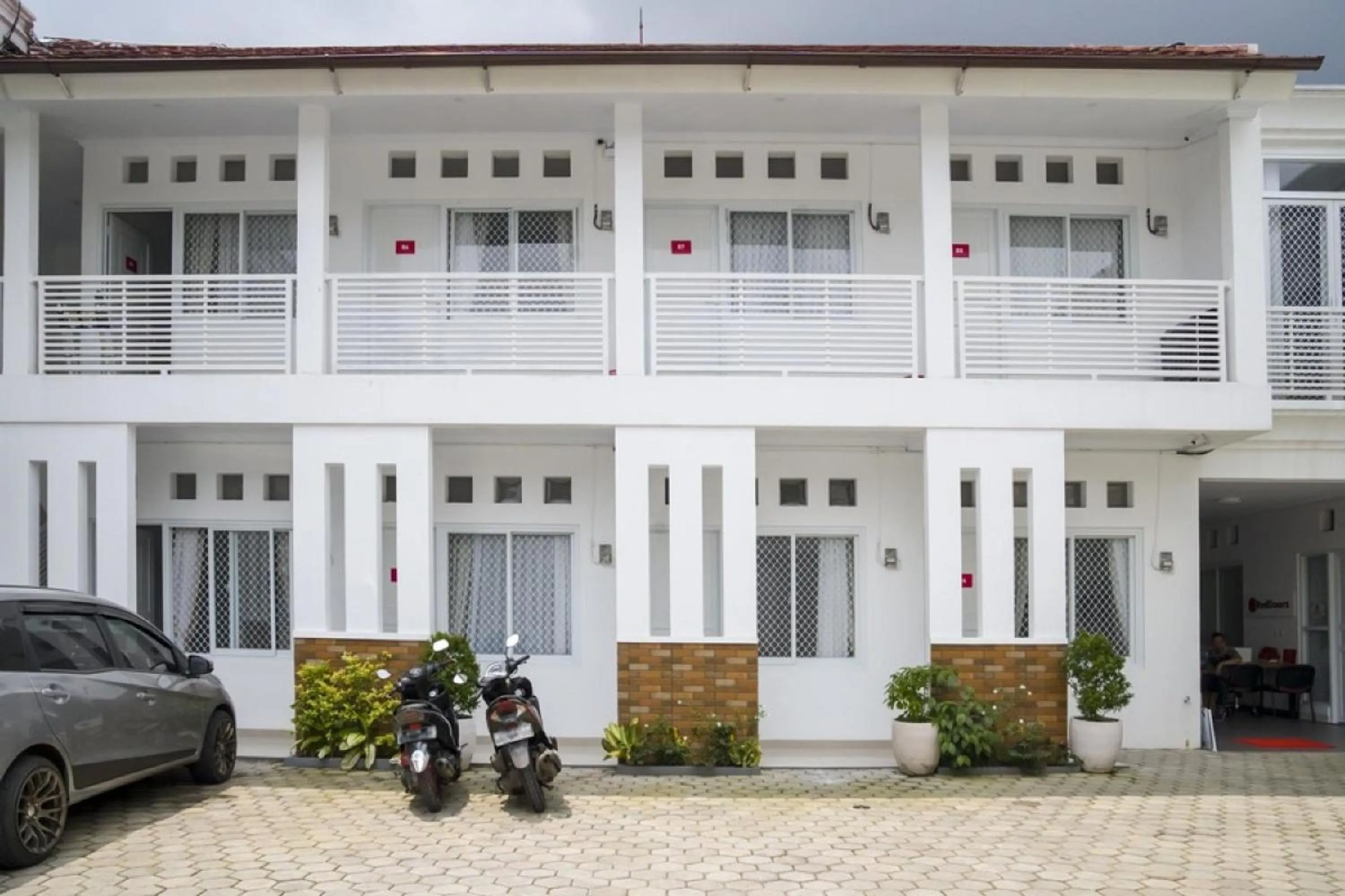 Property building in RedDoorz Syariah near RSUD Kota Bogor