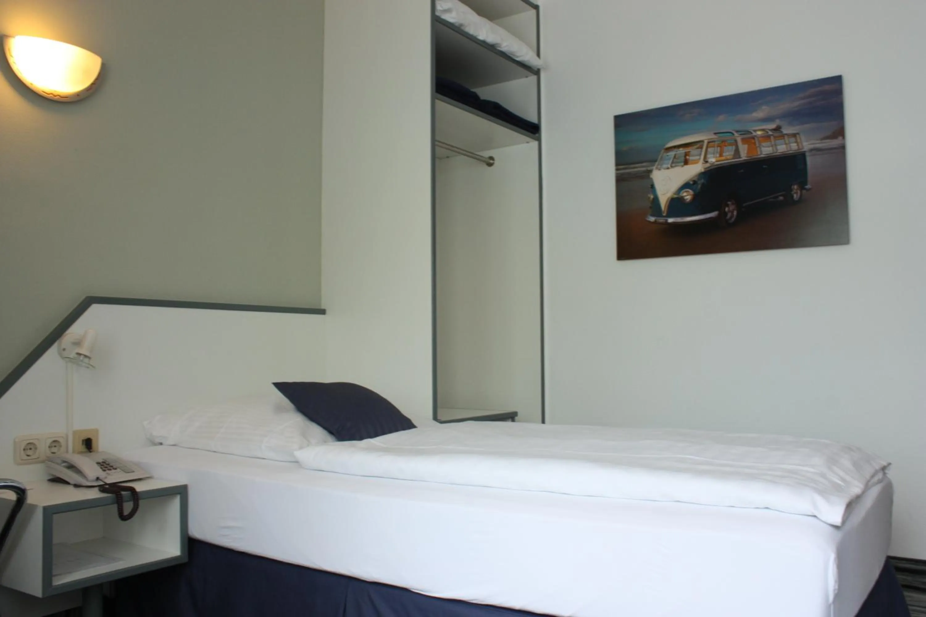 Bed in Hotel City Kräme am Römer - Self Check In