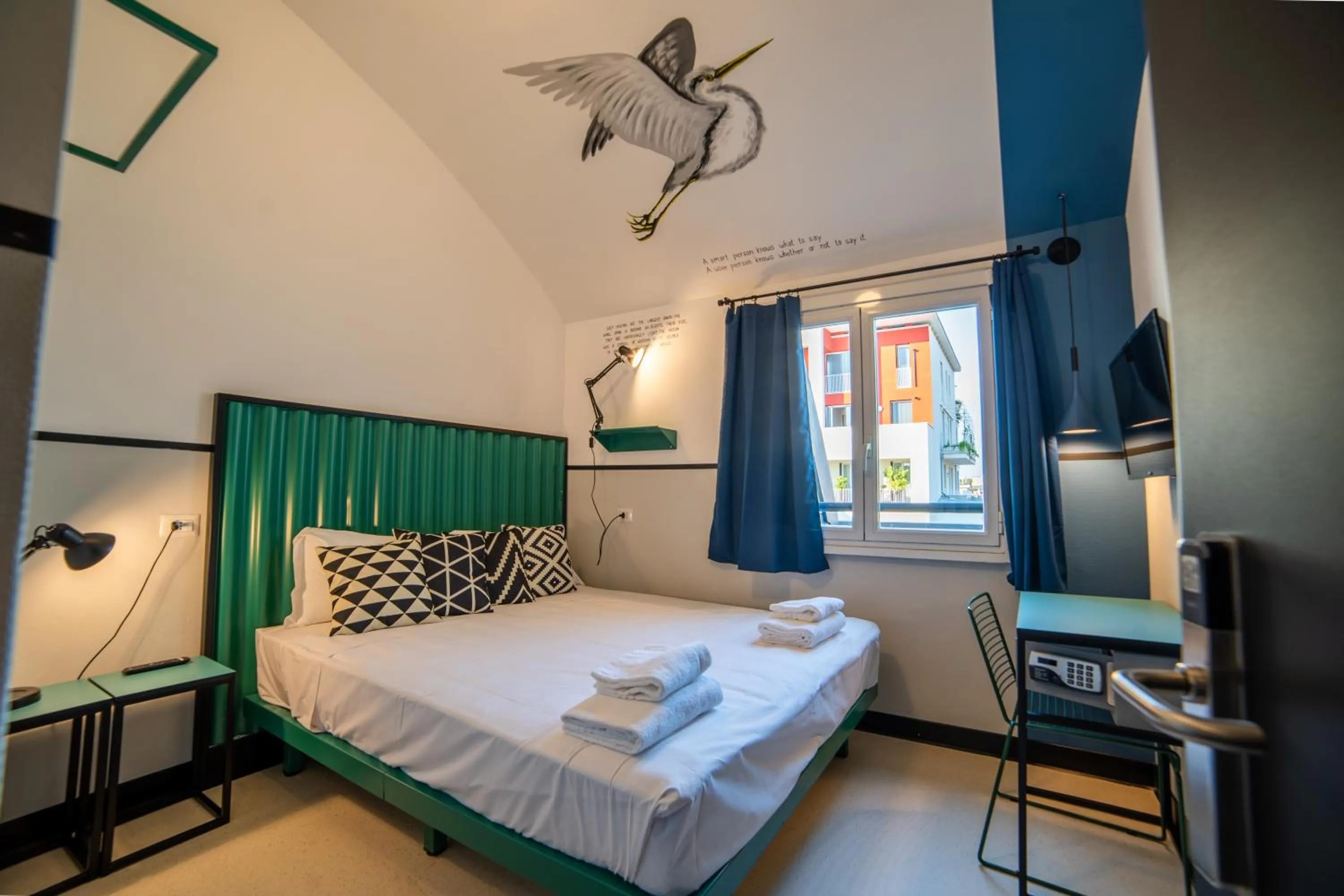 Photo of the whole room, Bed in YellowSquare Milan