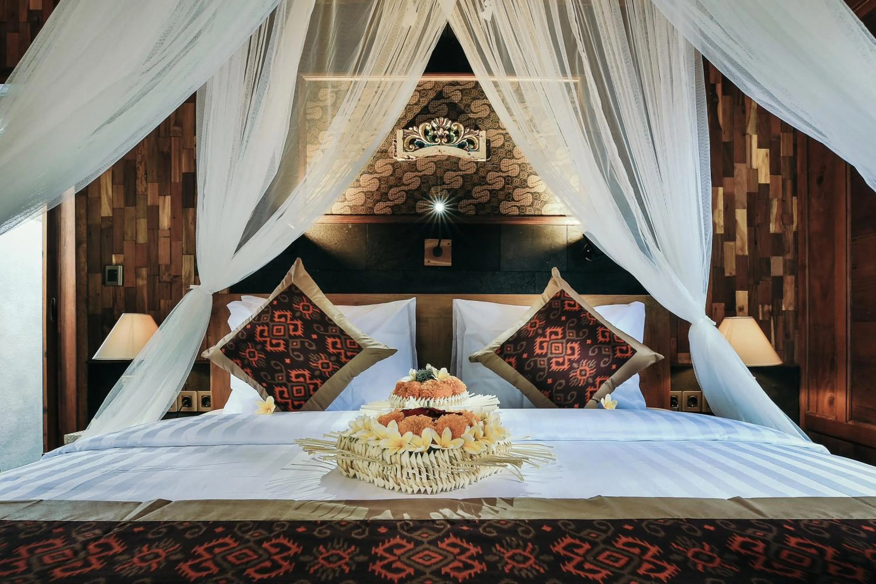 Bed in KERAMAN SUITE UBUD