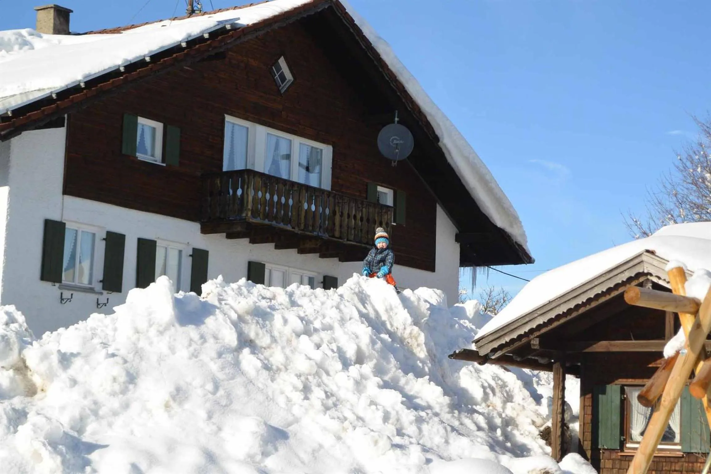 Property building in Veiter-Hof