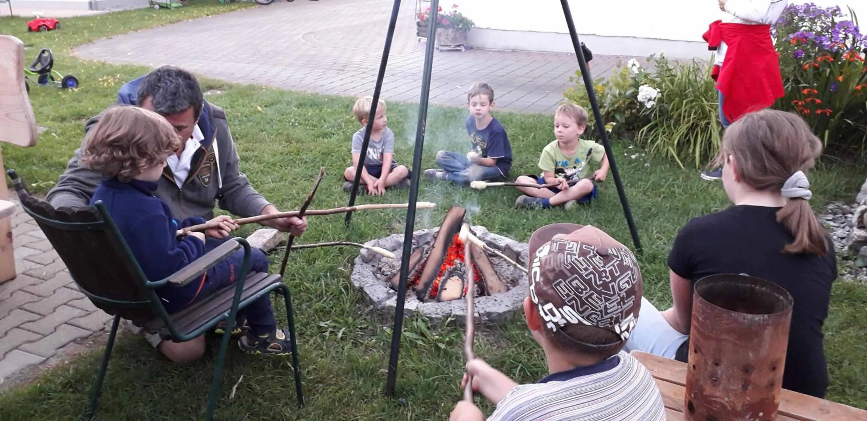 People in Veiter-Hof