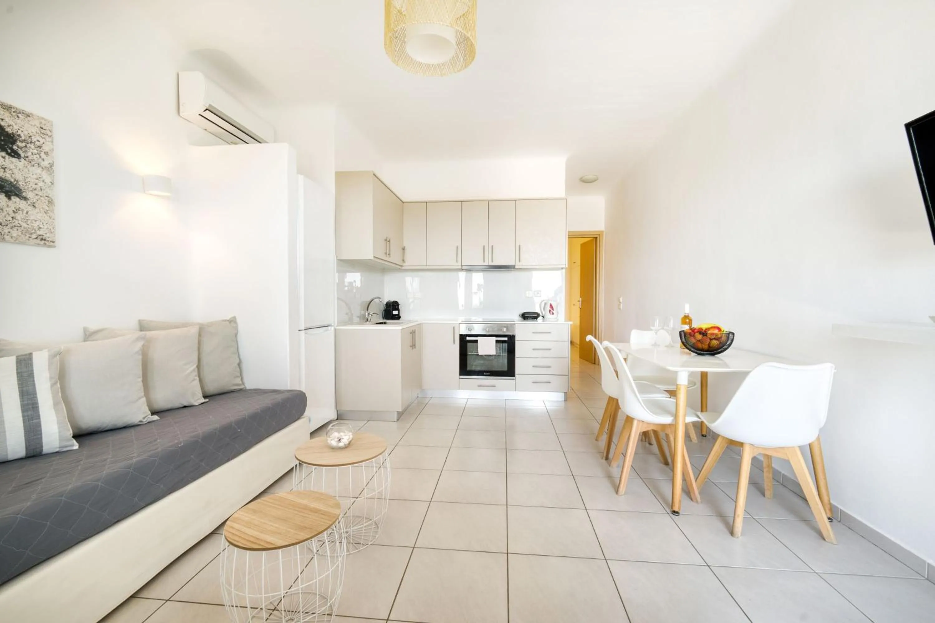 TV and multimedia in Overview Mykonos Apartments