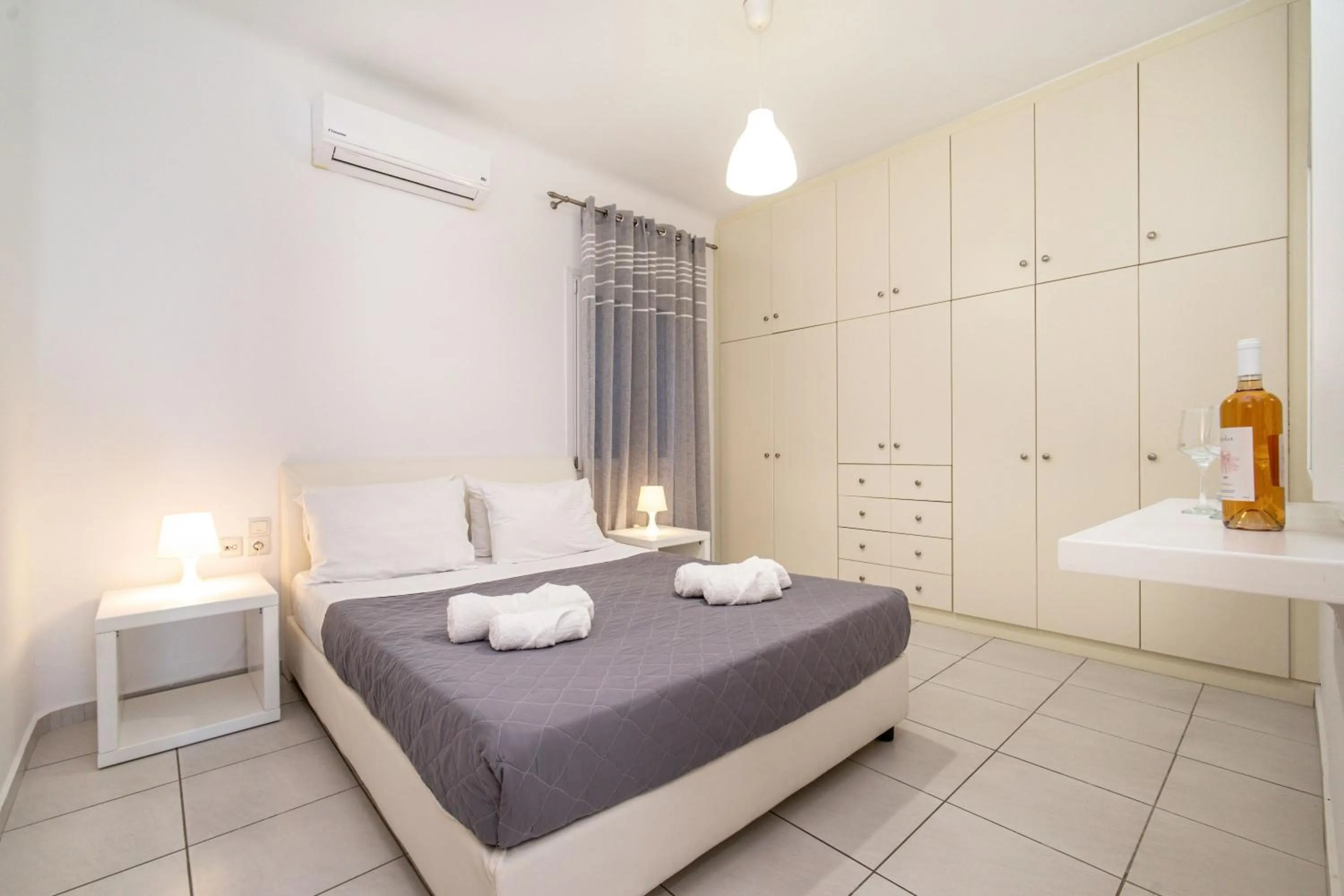 Bedroom in Overview Mykonos Apartments