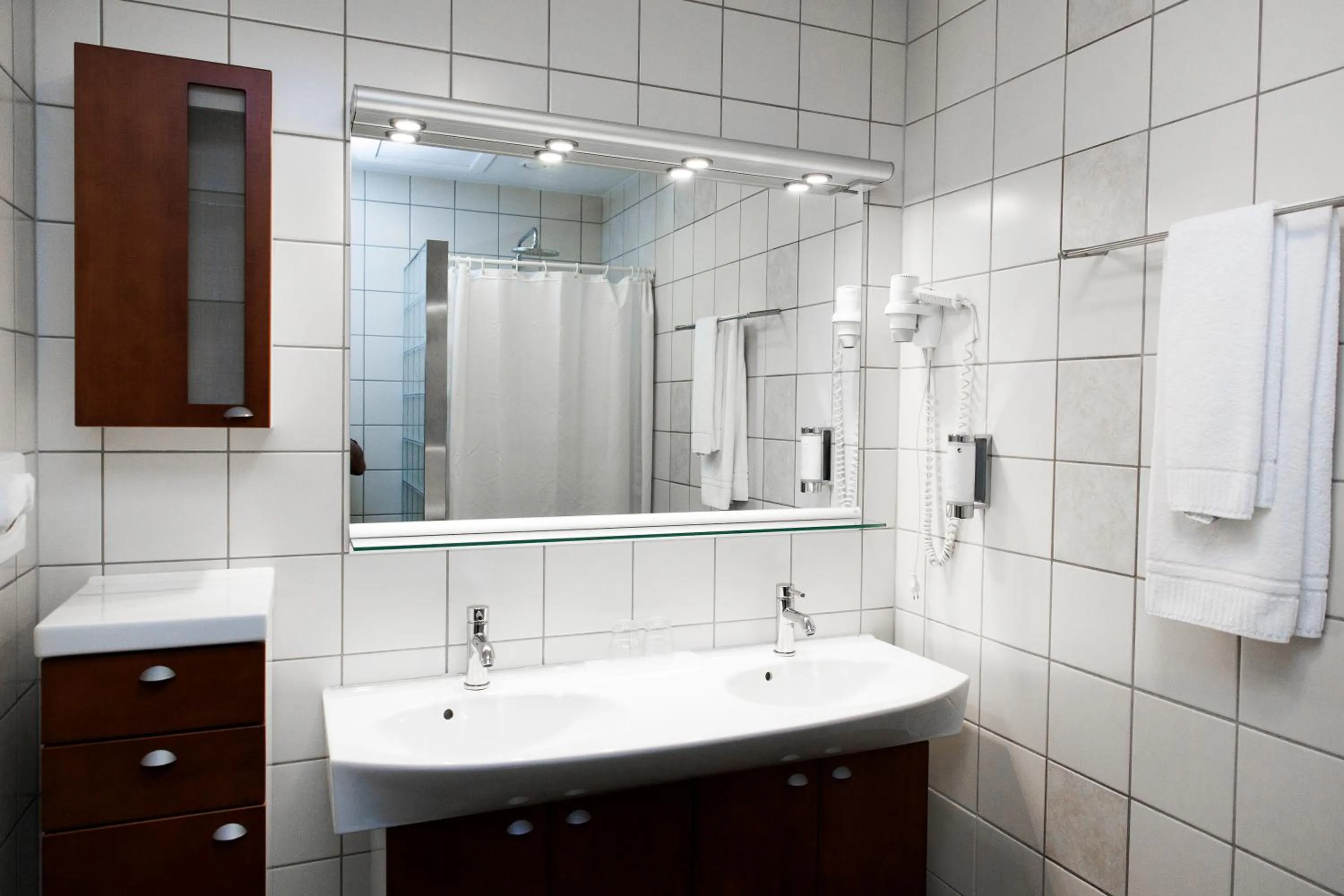 Bathroom in Hotel Hans Egede