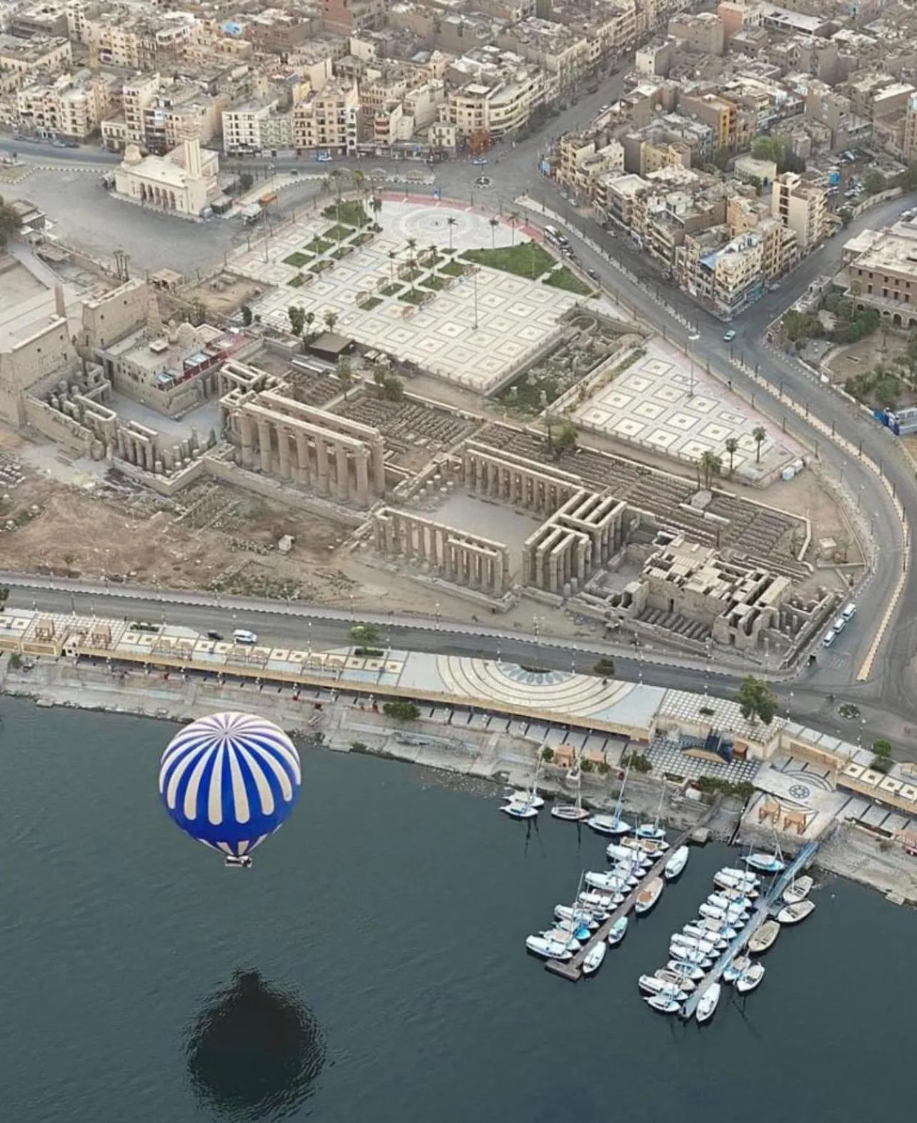 Hot Tub in Karnak Flats