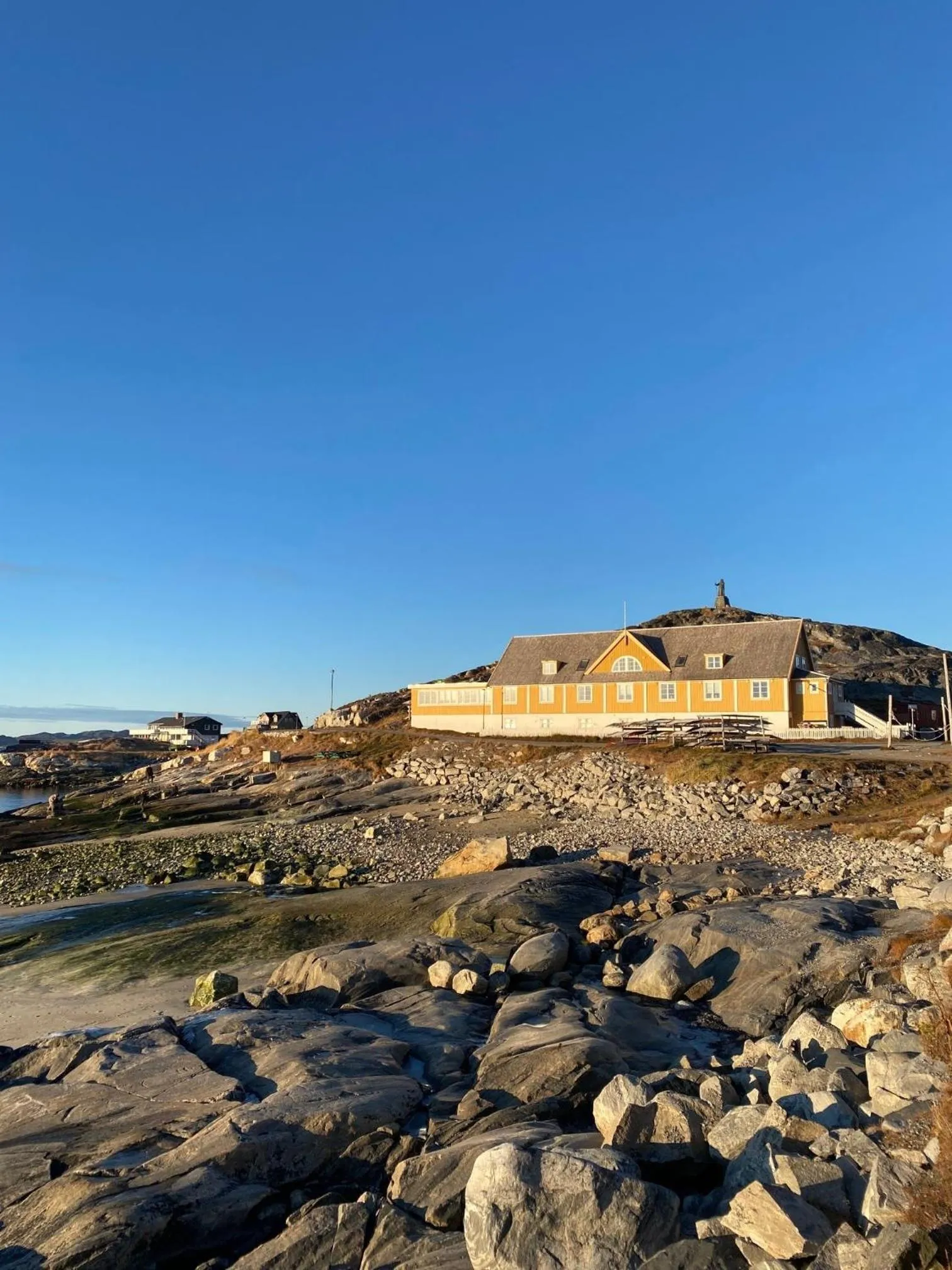 Nearby landmark in HHE Express