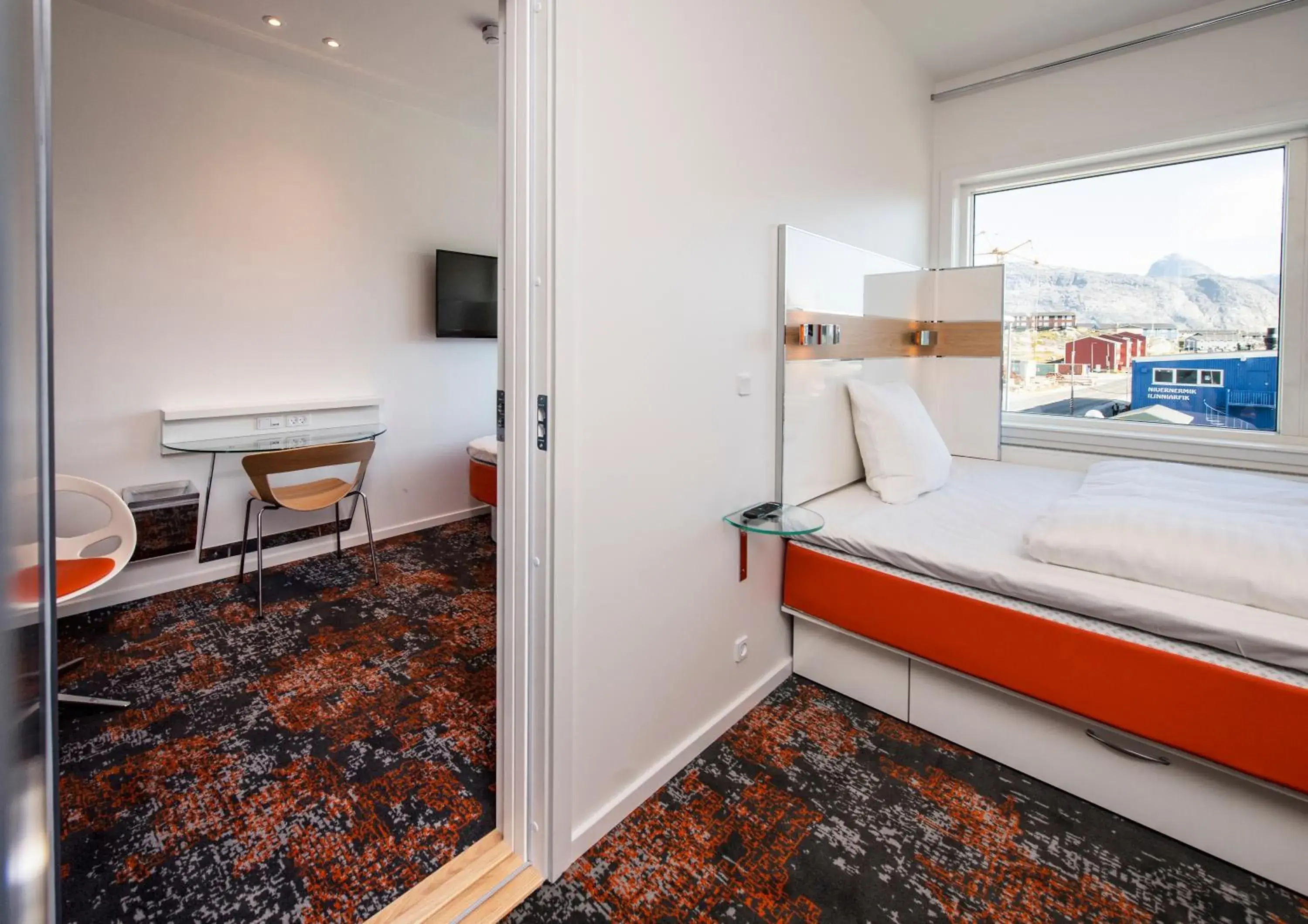 Standard Quadruple Room in HHE Express Standard Quadruple Room in HHE Express