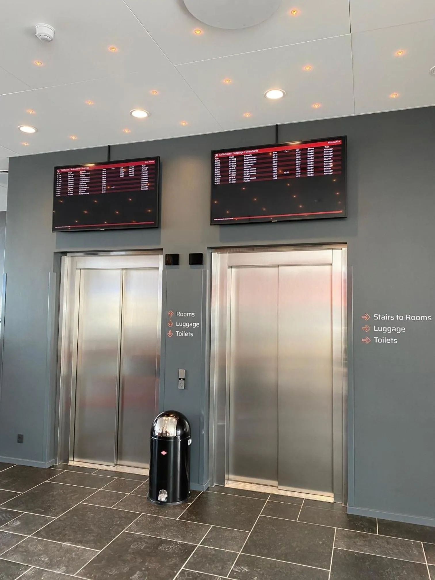 elevator in HHE Express