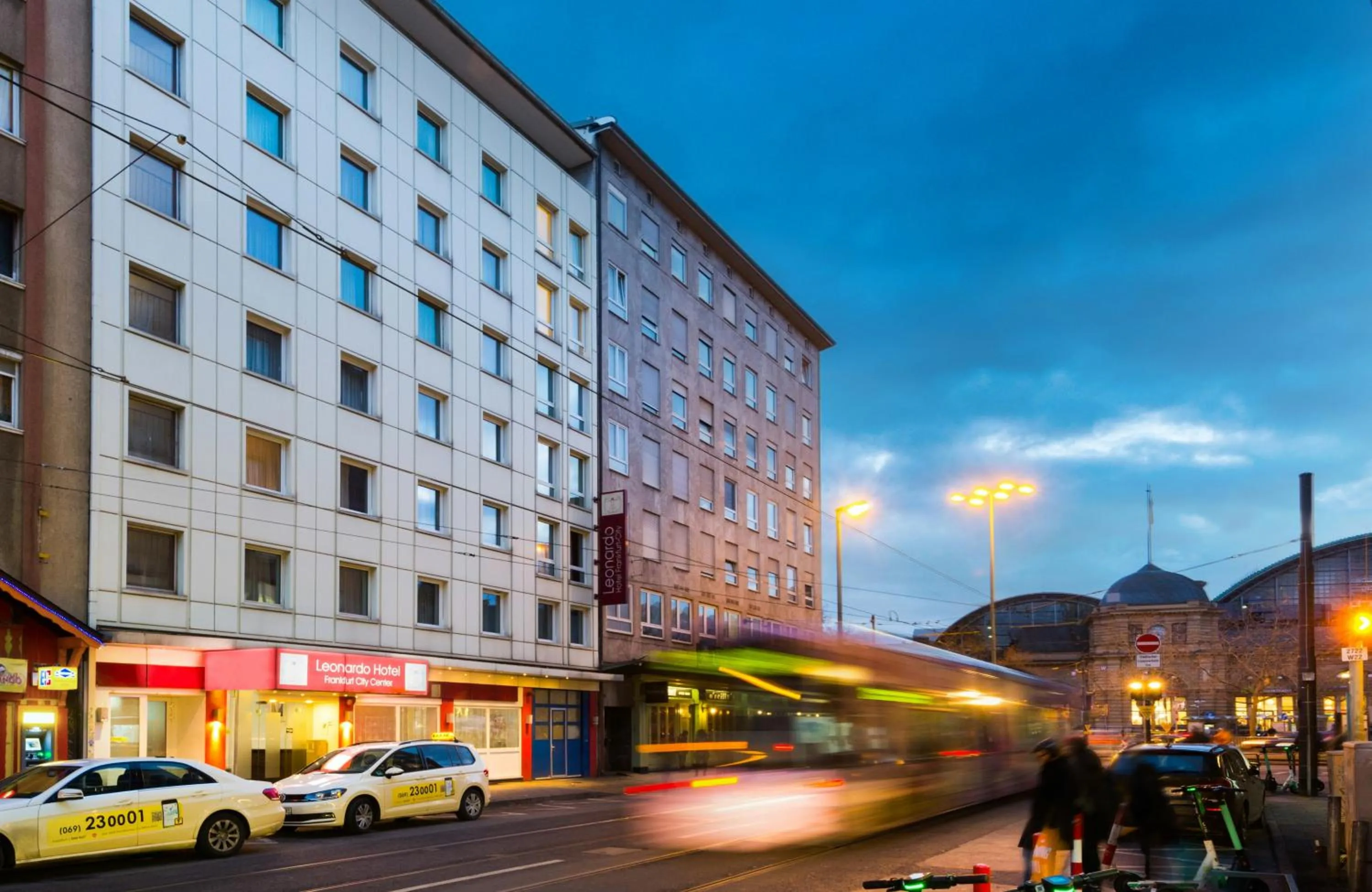 Property building in Leonardo Hotel Frankfurt City Center