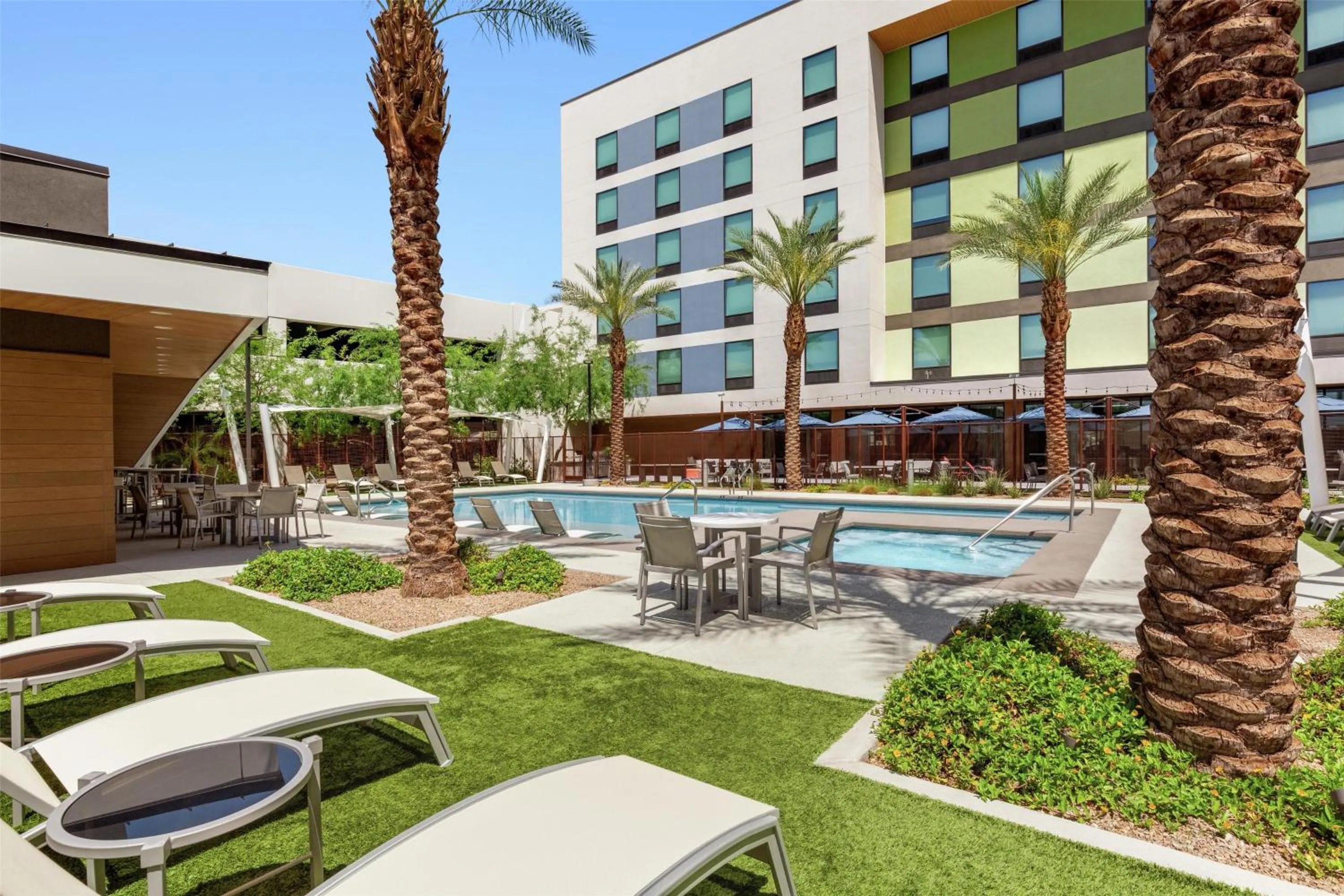 Pool view in Home2 Suites by Hilton Las Vegas Convention Center - No Resort Fee