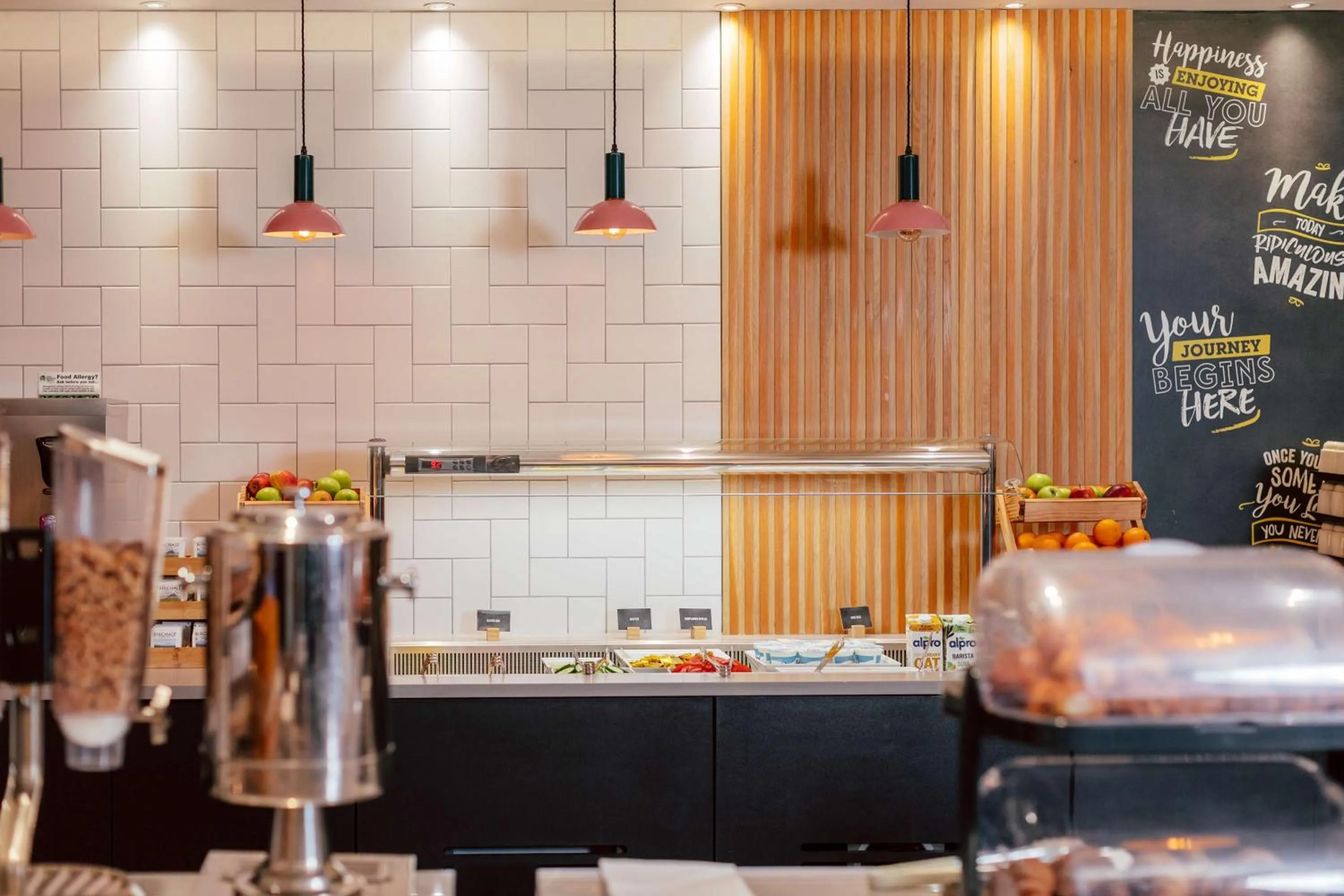 Breakfast in Hampton by Hilton London Park Royal